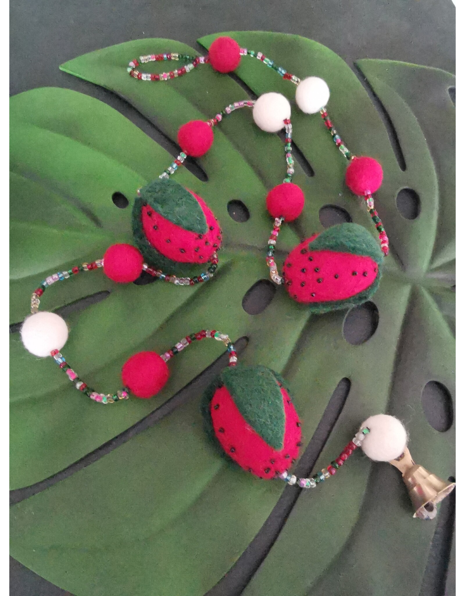 Trukado Miscellaneous - Felt Mobile Stawberry handmade, approx 100cm