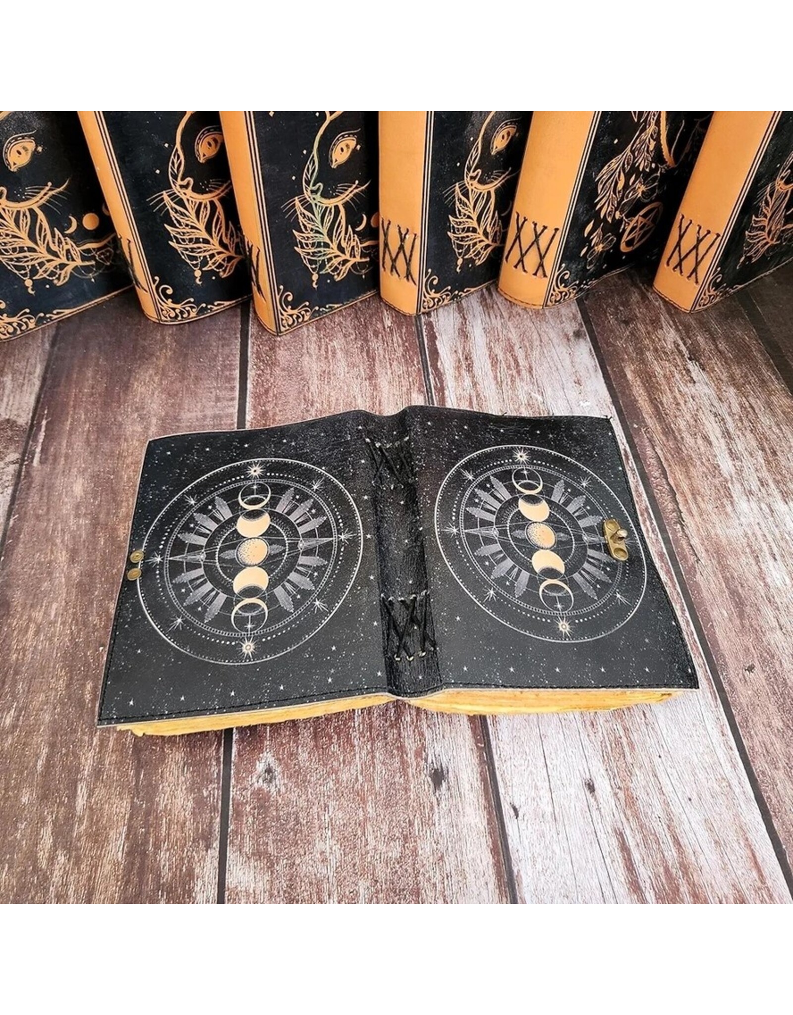 JM Handicrafts Miscellaneous - Grimoire Leather Notebook Moon Phases 18x13cm