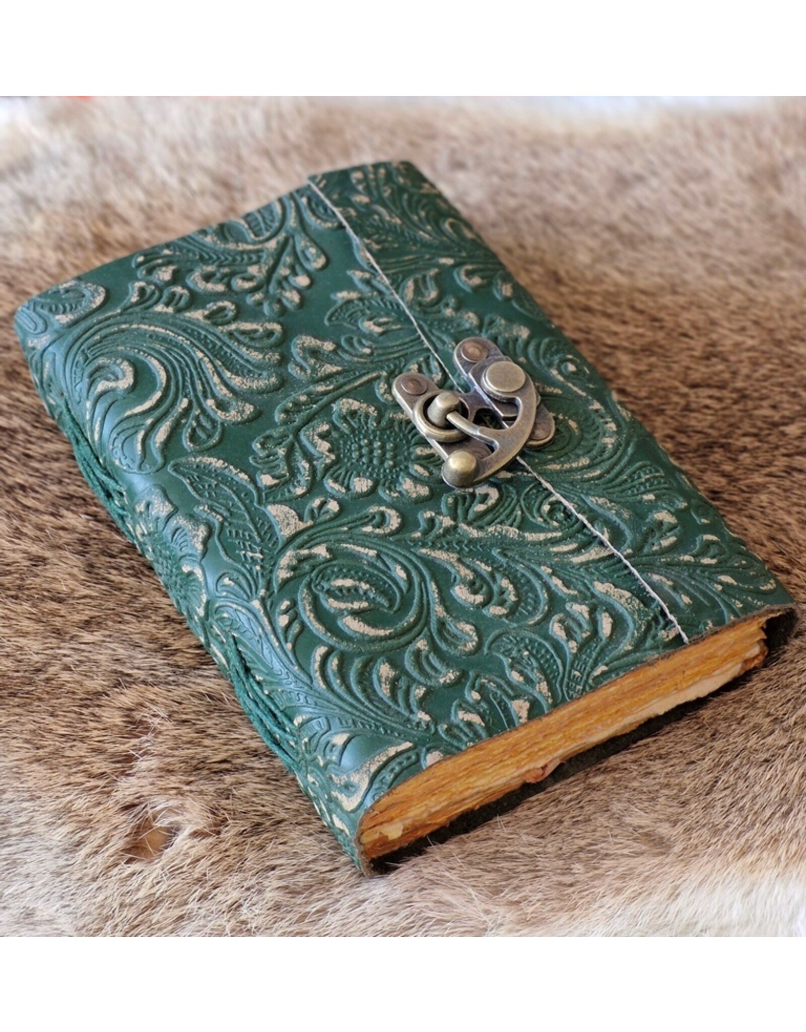 MITHD Miscellaneous - Leren Vintage Dagboek Bloemen reliëf met Haakje Groen