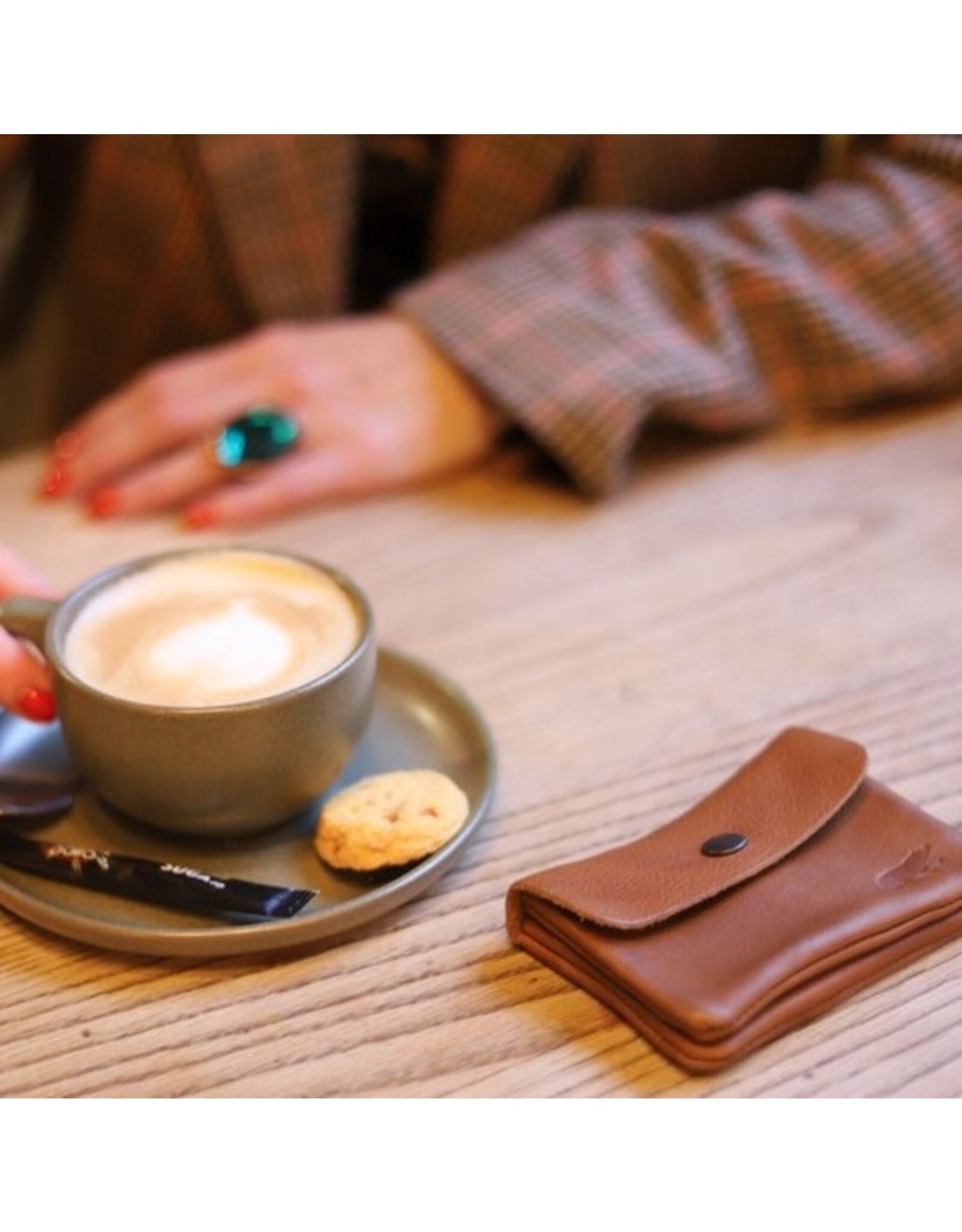 Bear Design Leather Wallets - Bear Design Mini Wallet 'Pietje' cognac
