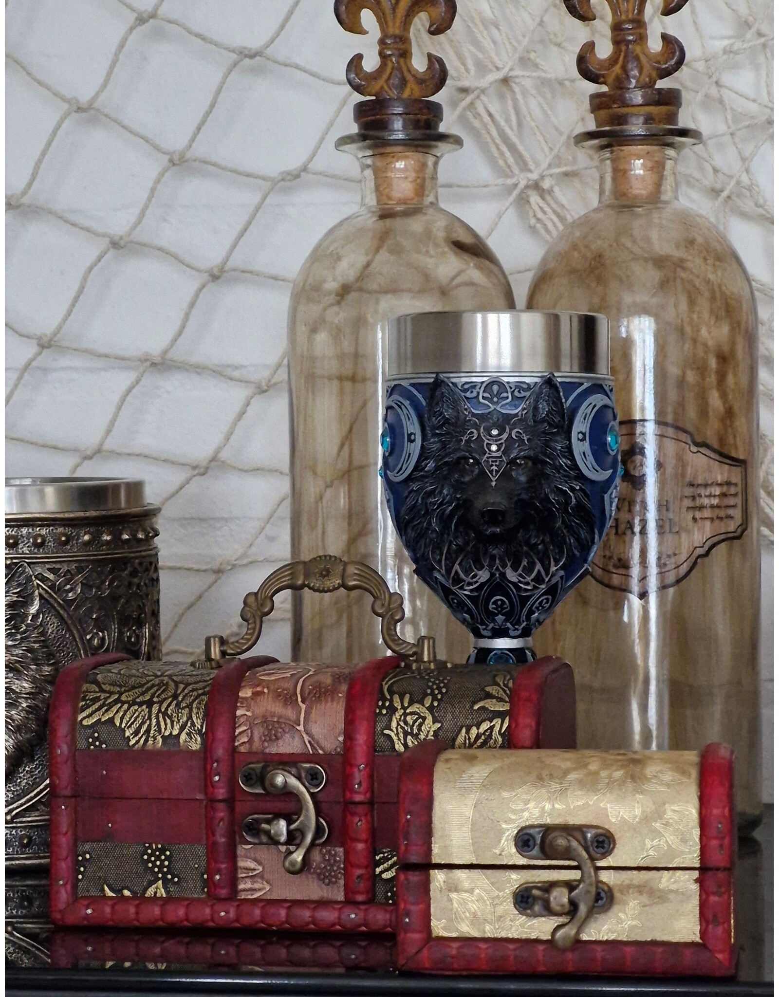 AWG Miscellaneous - Wooden Colonial Boxes Antique Embossing set of 2