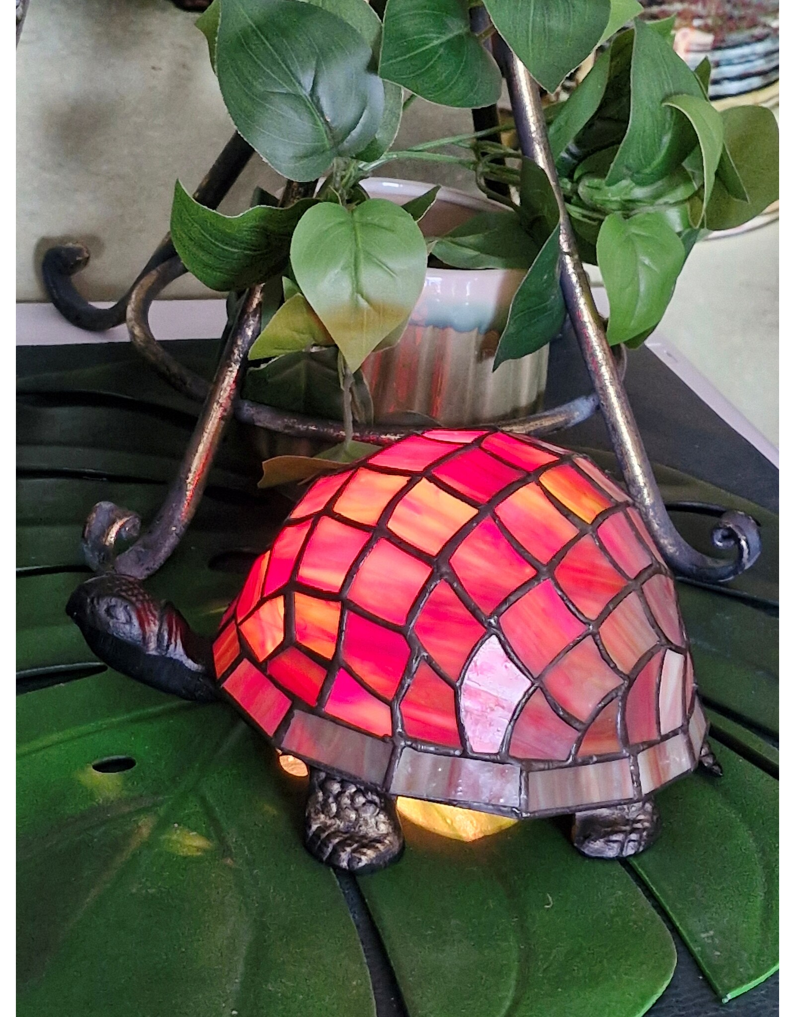 Trukado Giftware & Lifestyle - Turtle Atmosphere Lamp Tiffany Style red