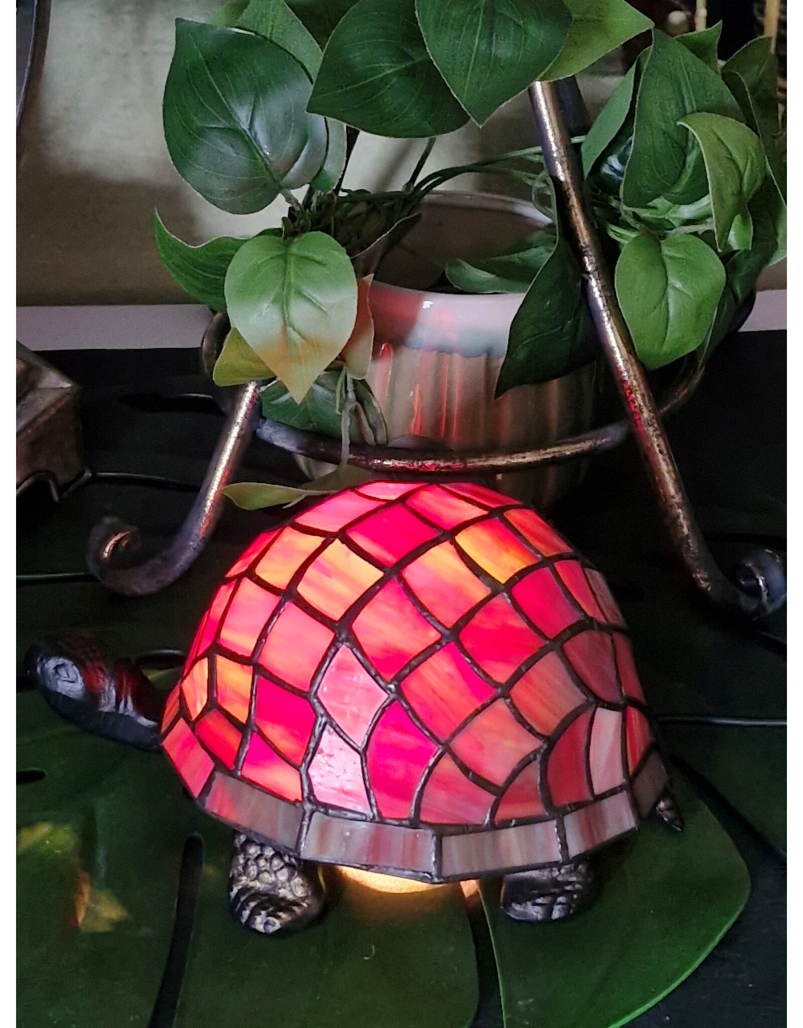 Trukado Giftware & Lifestyle - Turtle Atmosphere Lamp Tiffany Style red