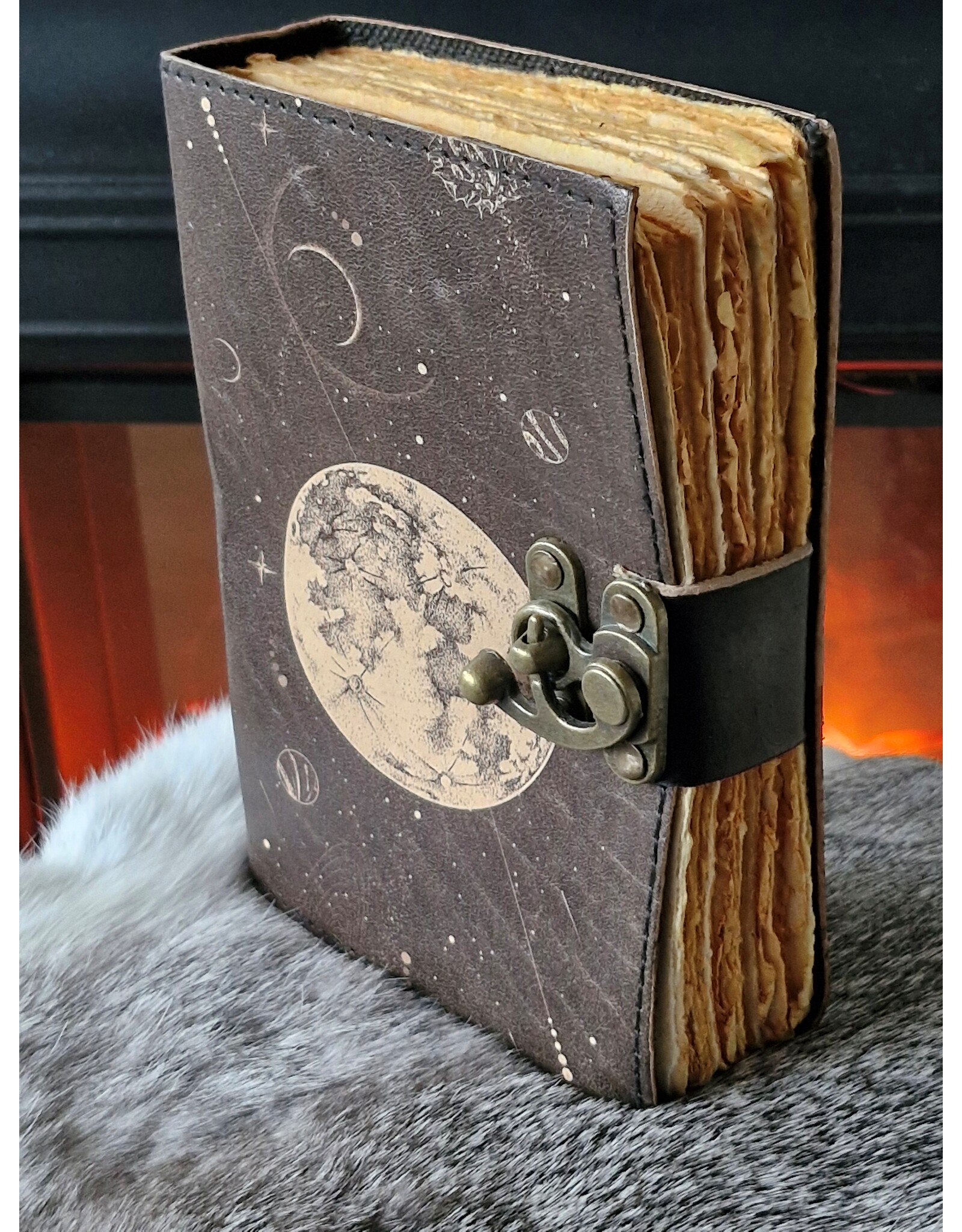 JM Handicrafts Miscellaneous - La  Luna Leather Vintage Journal