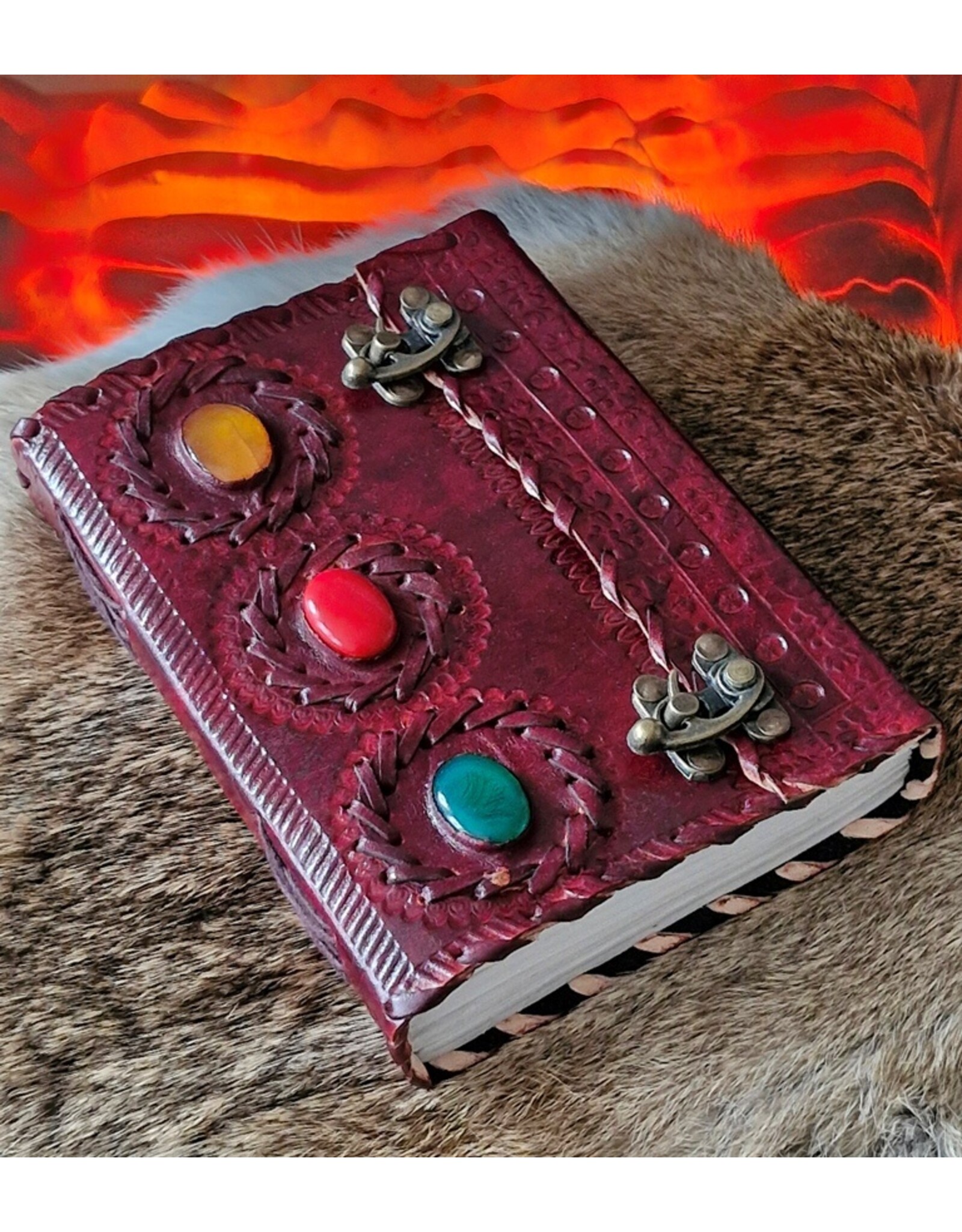 MITHD Miscellaneous - Leren Dagboek Met  Drie Stenen en Dubbele Sluiting