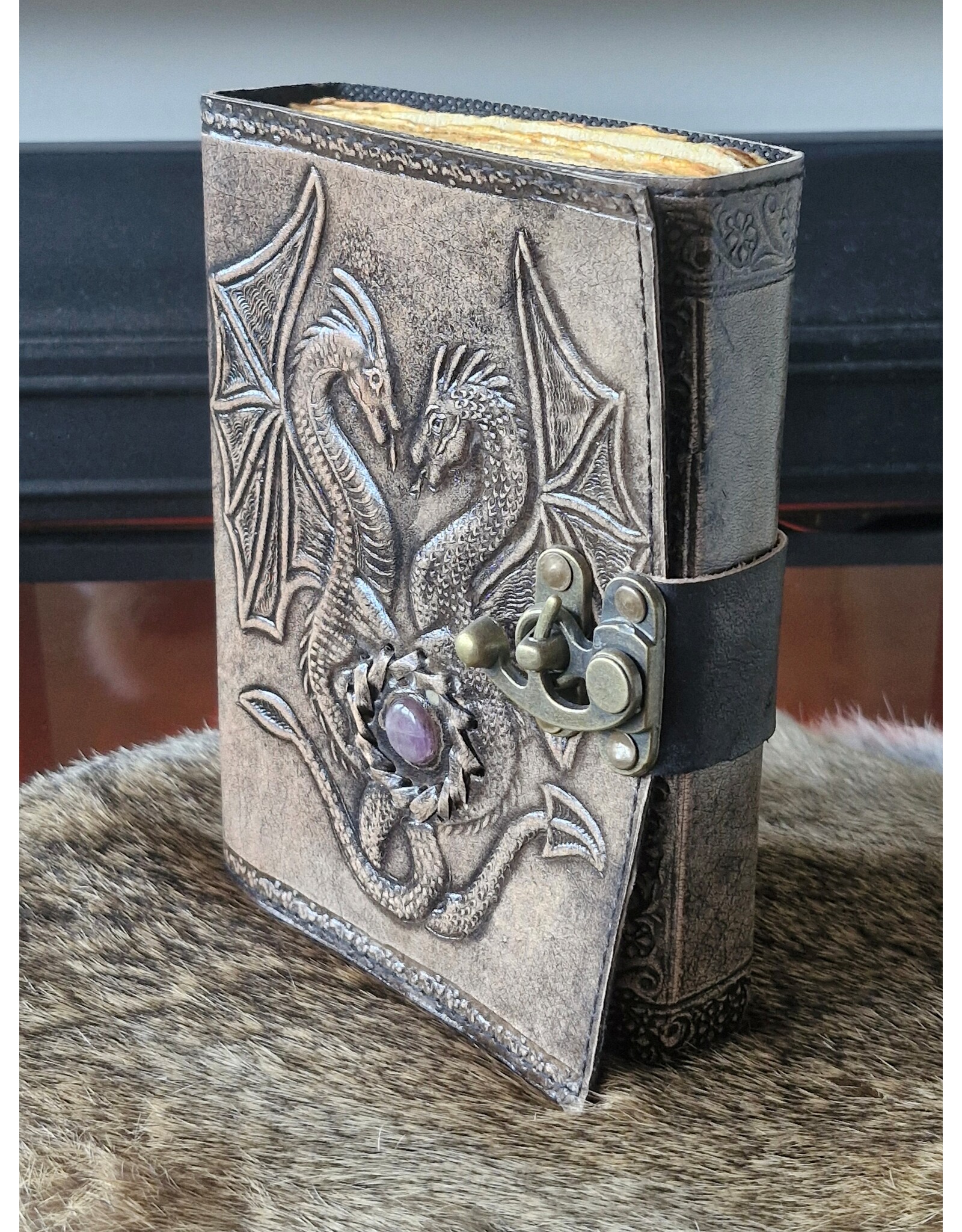 MITHD Miscellaneous - Dragons Leather Journal with Lock Amethyst