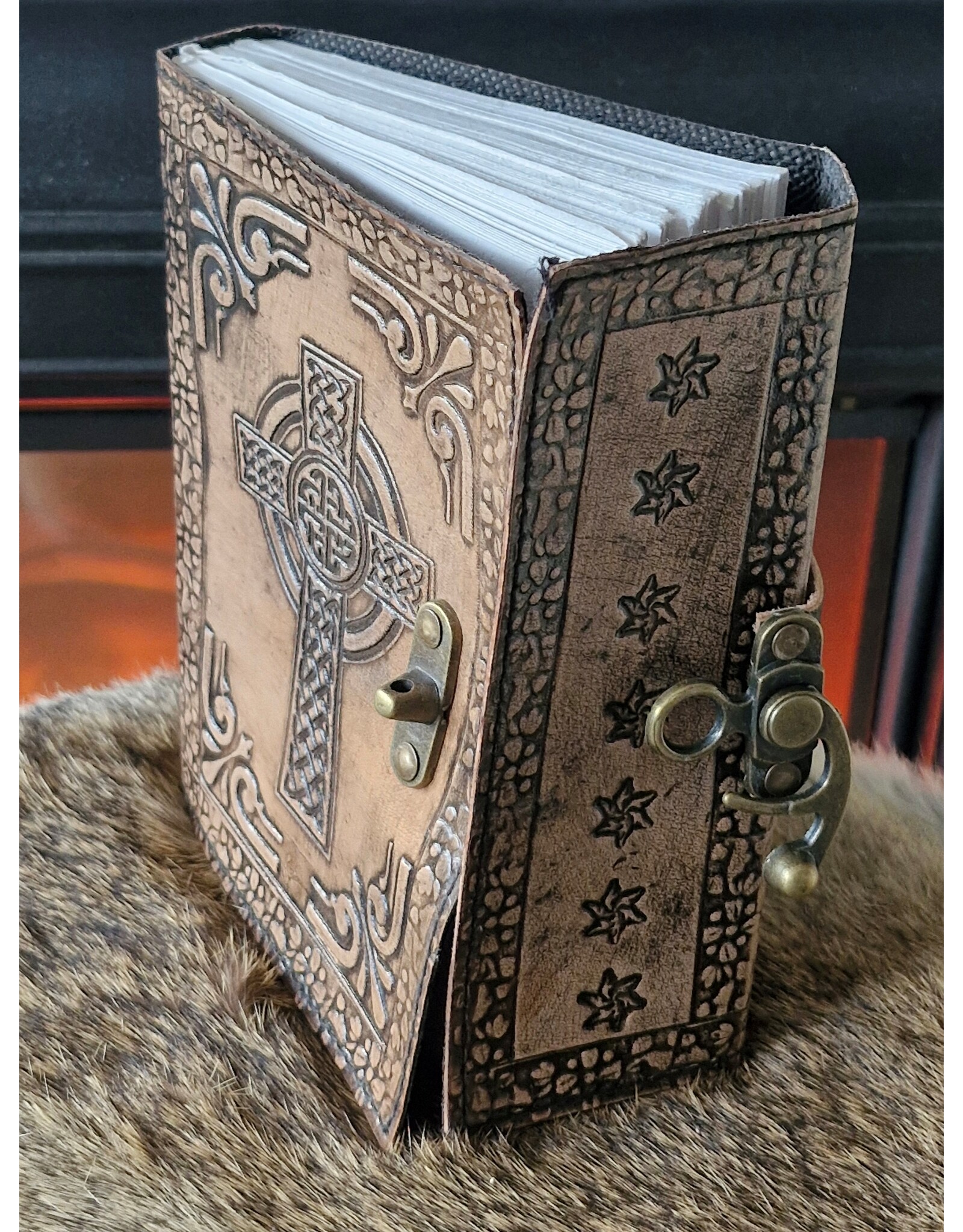 MITHD Miscellaneous - Keltisch Kruis Leren Dagboek  met slot