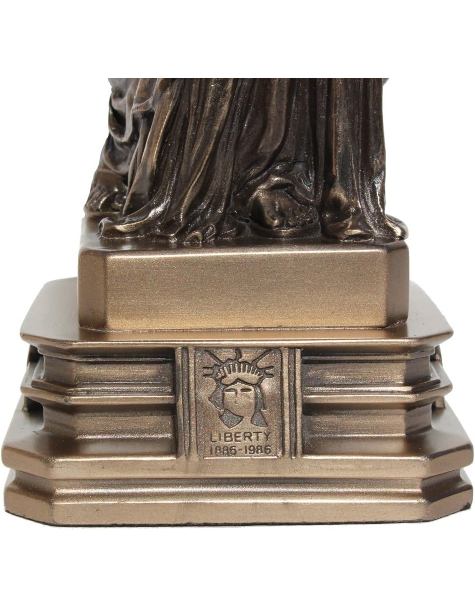 Veronese Design Giftware Beelden Collectables  -  Vrijheidsbeeld  Veronese Design  31,5cm