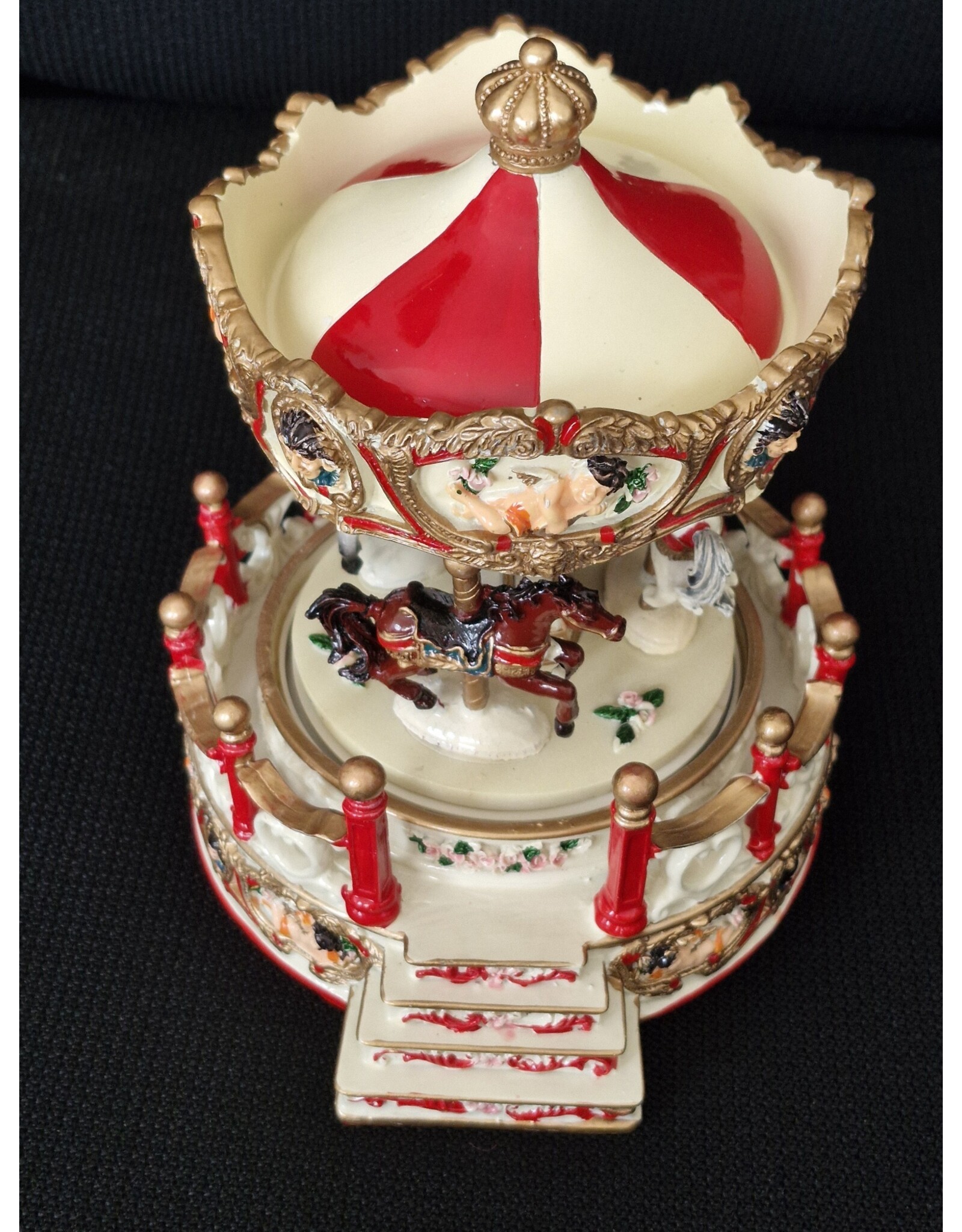 Trukado Giftware & Lifestyle - Music box Vintage Carousel