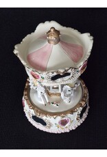 Trukado Giftware & Lifestyle - Vintage Speeldoos Carrousel Slaapliedje