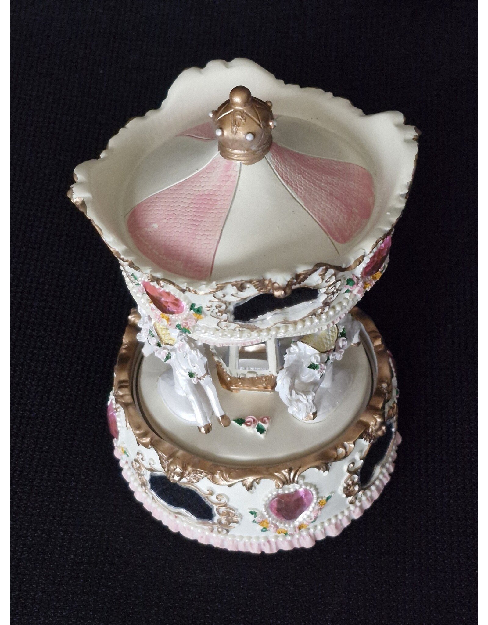 Trukado Giftware & Lifestyle -   Vintage Music box  Carousel Lullaby