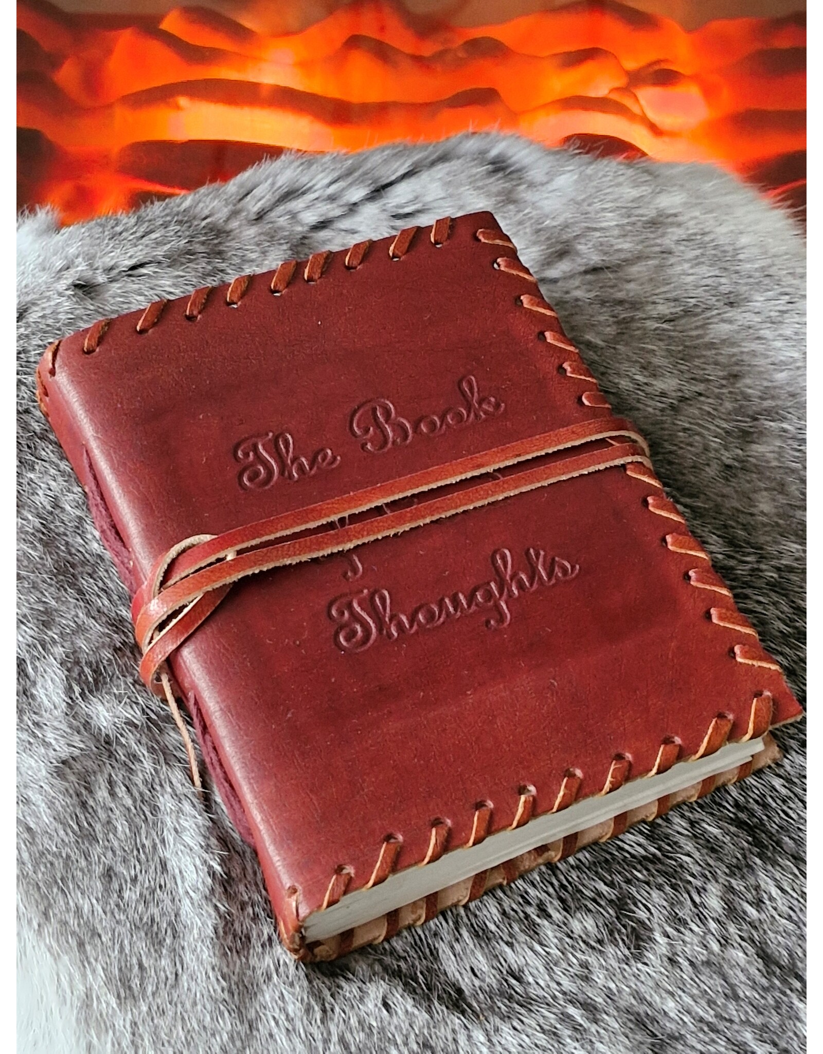 AWG Miscellaneous - Leather Notebook with wrap Book of Thoughts 15.5x11.5cm
