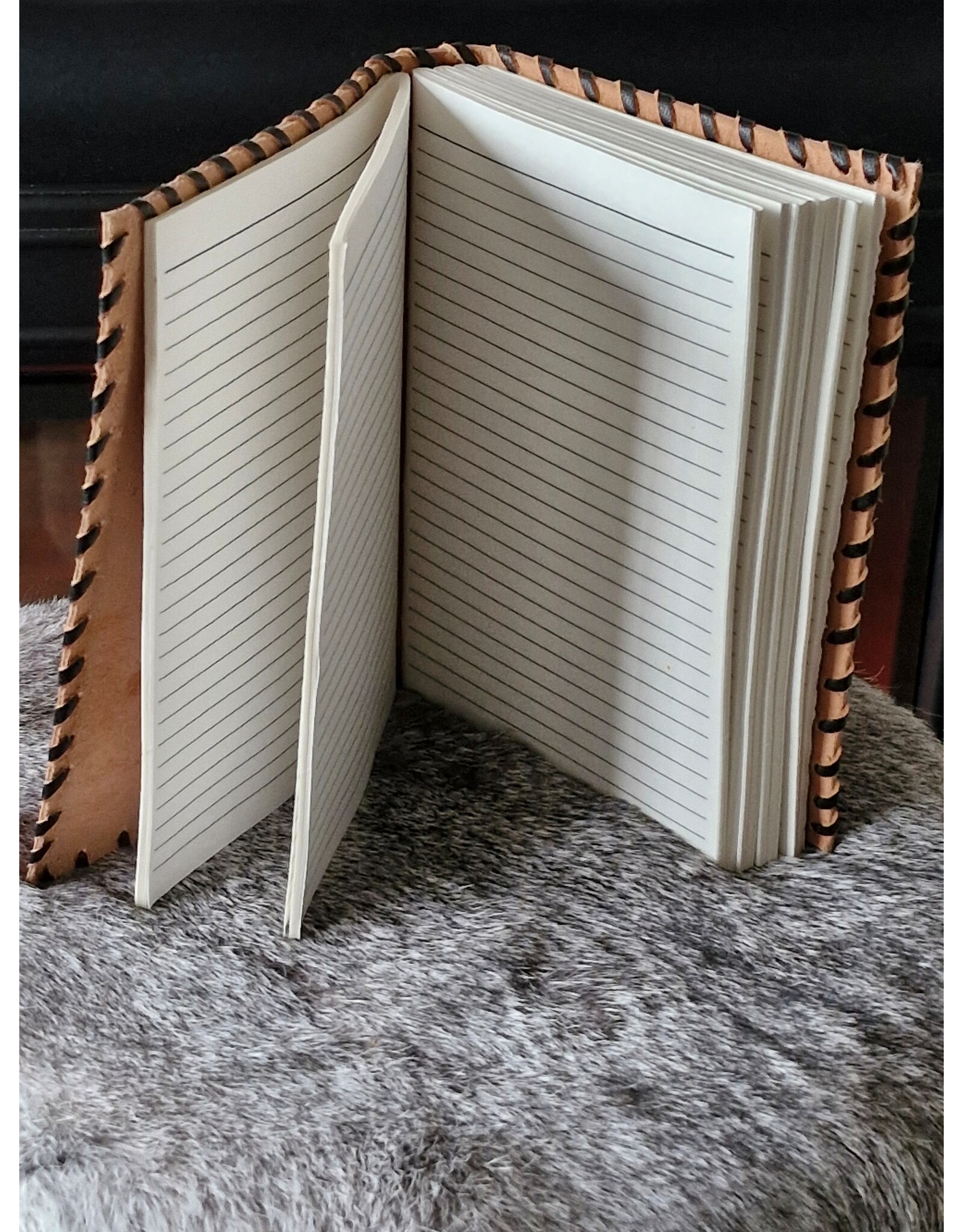 AWG Miscellaneous - Leren  Notitieboekje met Zwart Onyx & Kompas 17cm x 12 cm