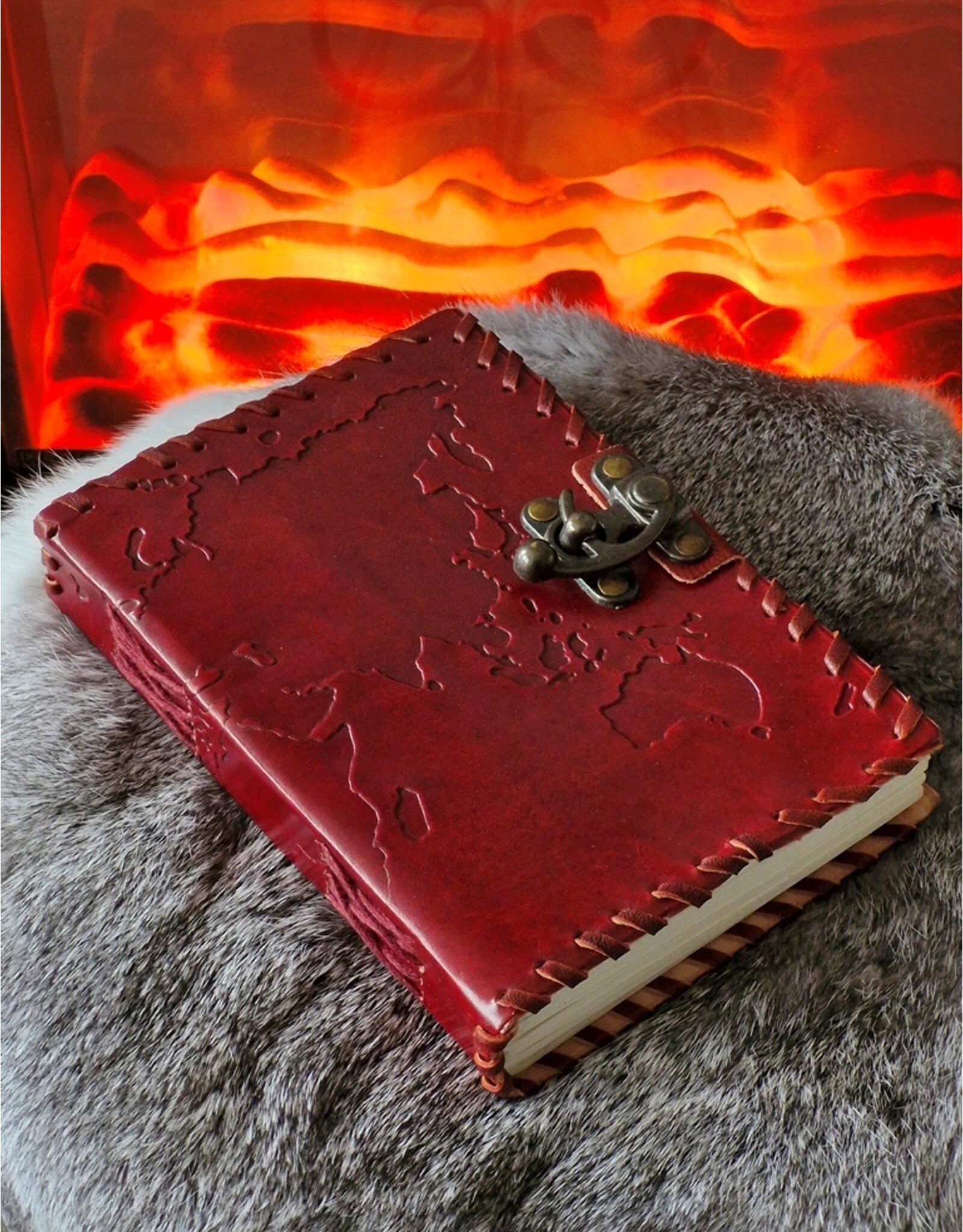 AWG Miscellaneous - Leather Notebook World Map 18x13cm