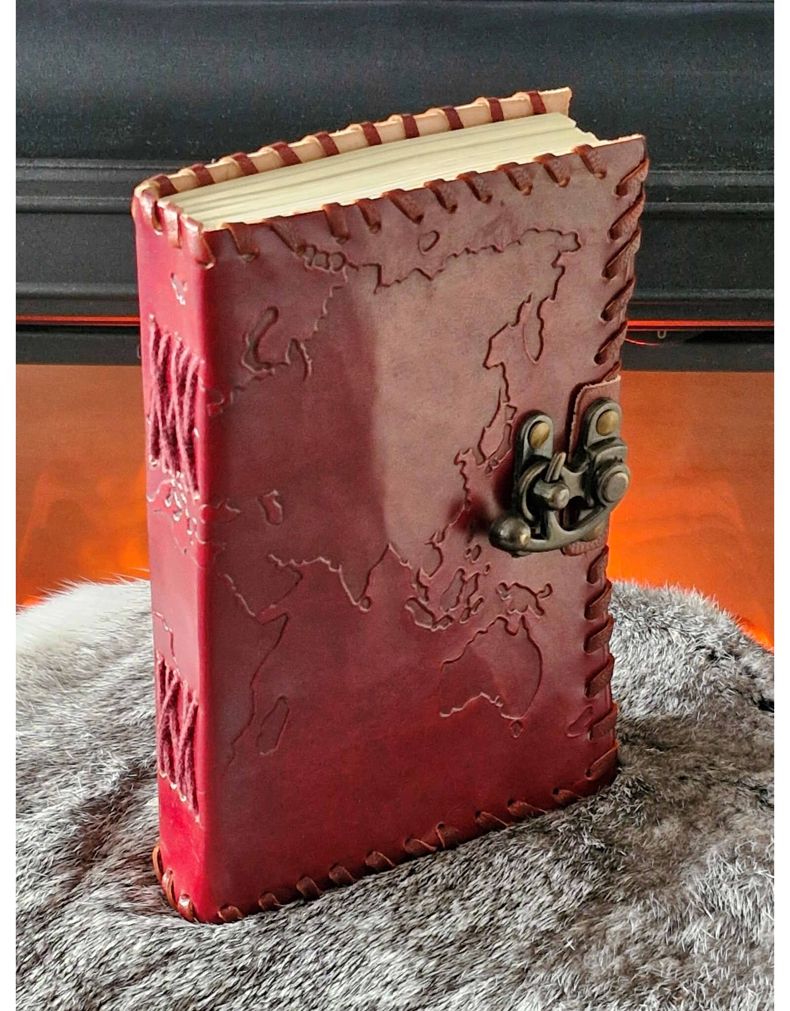 AWG Miscellaneous - Leren Notitieboek Wereldkaart 18x13cm