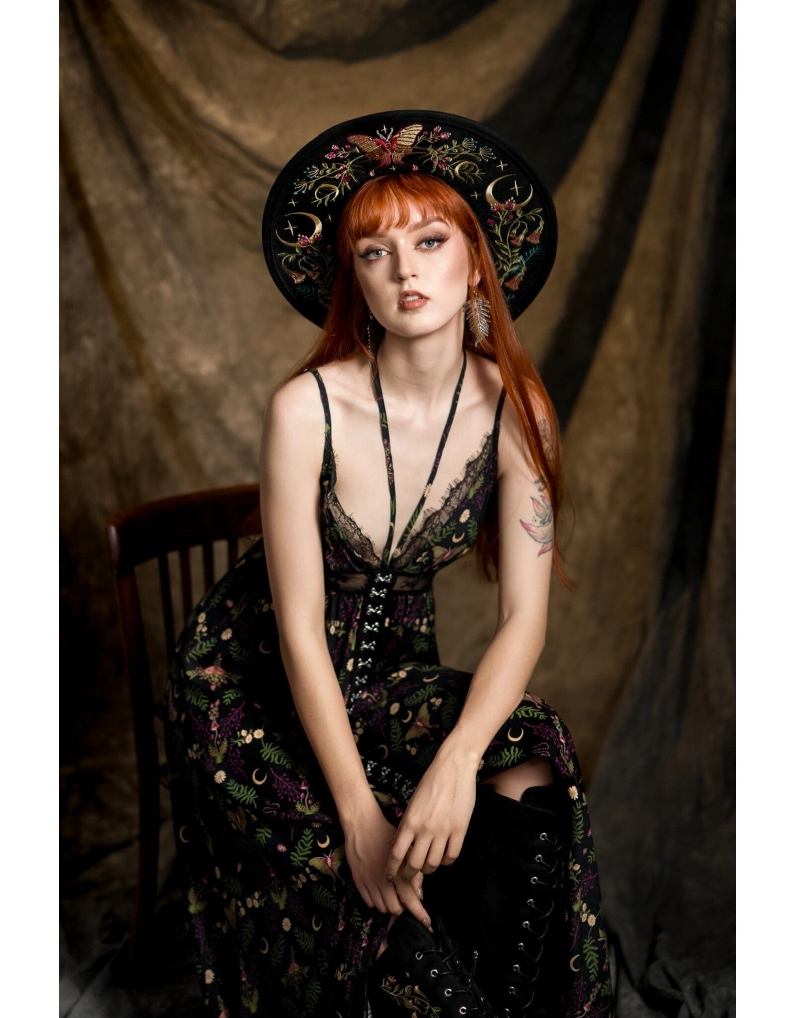 Restyle Gothic and Steampunk accessories - Wilderwood Hat with Magical Embroidery