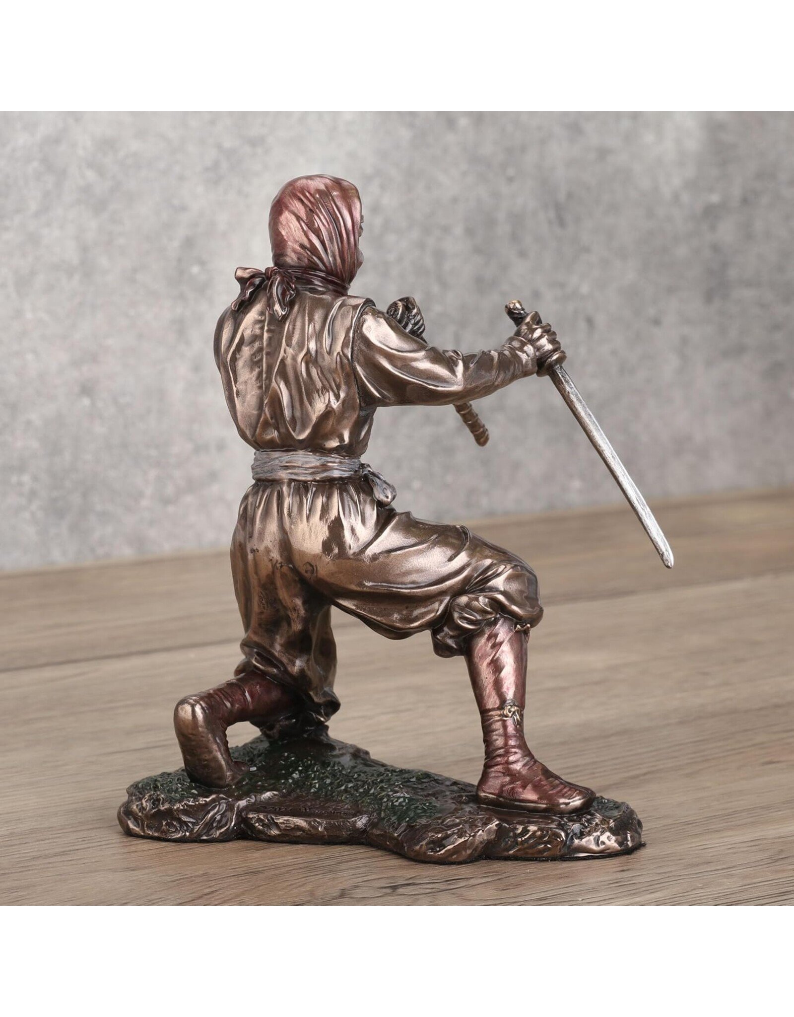 Veronese Design Giftware & Lifestyle -   Ninja Sword  and Scabbard  Fighting Stance