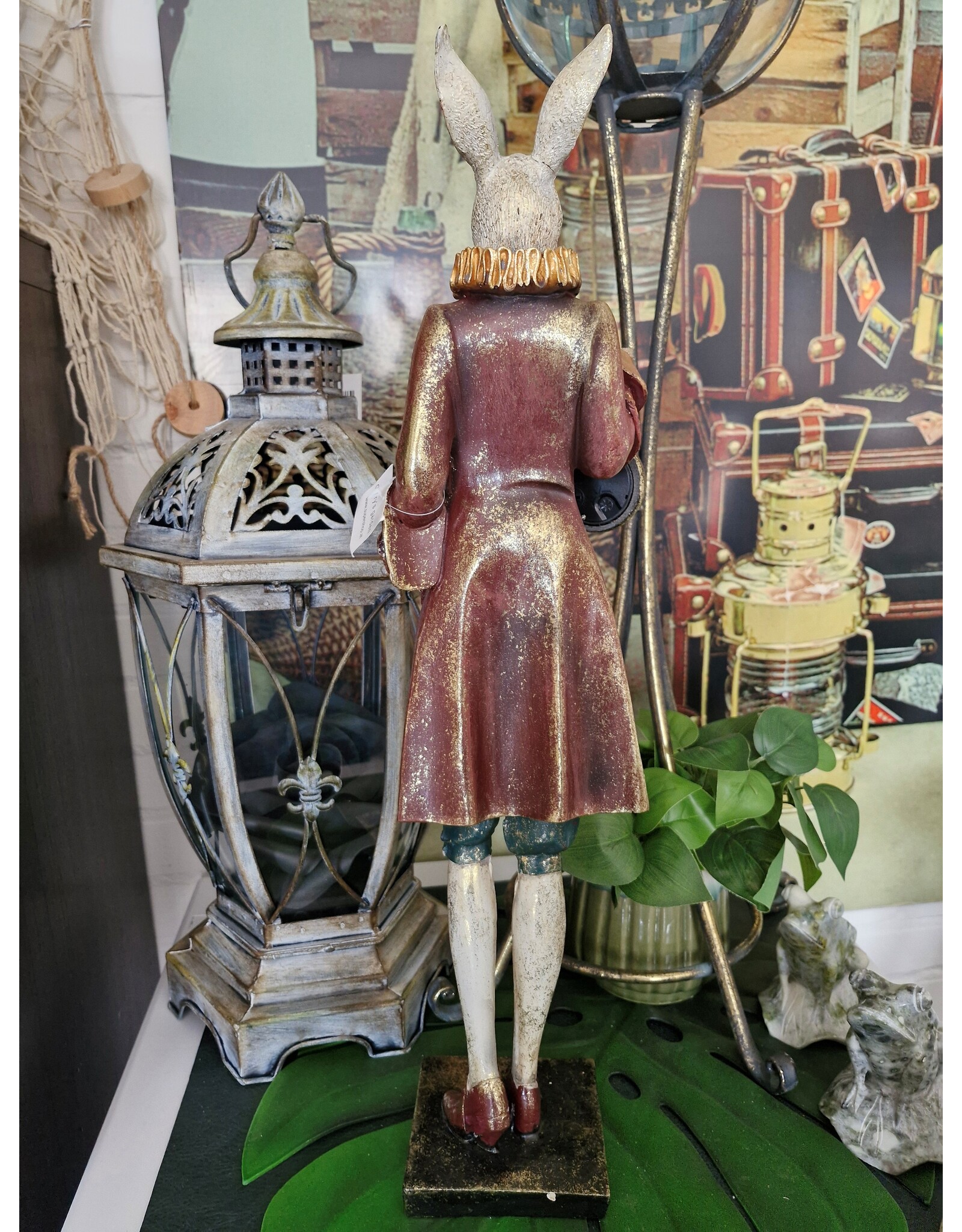 GG Giftware & Lifestyle - Haas in Victoriaanse Kleding met Echte Klok  56cm