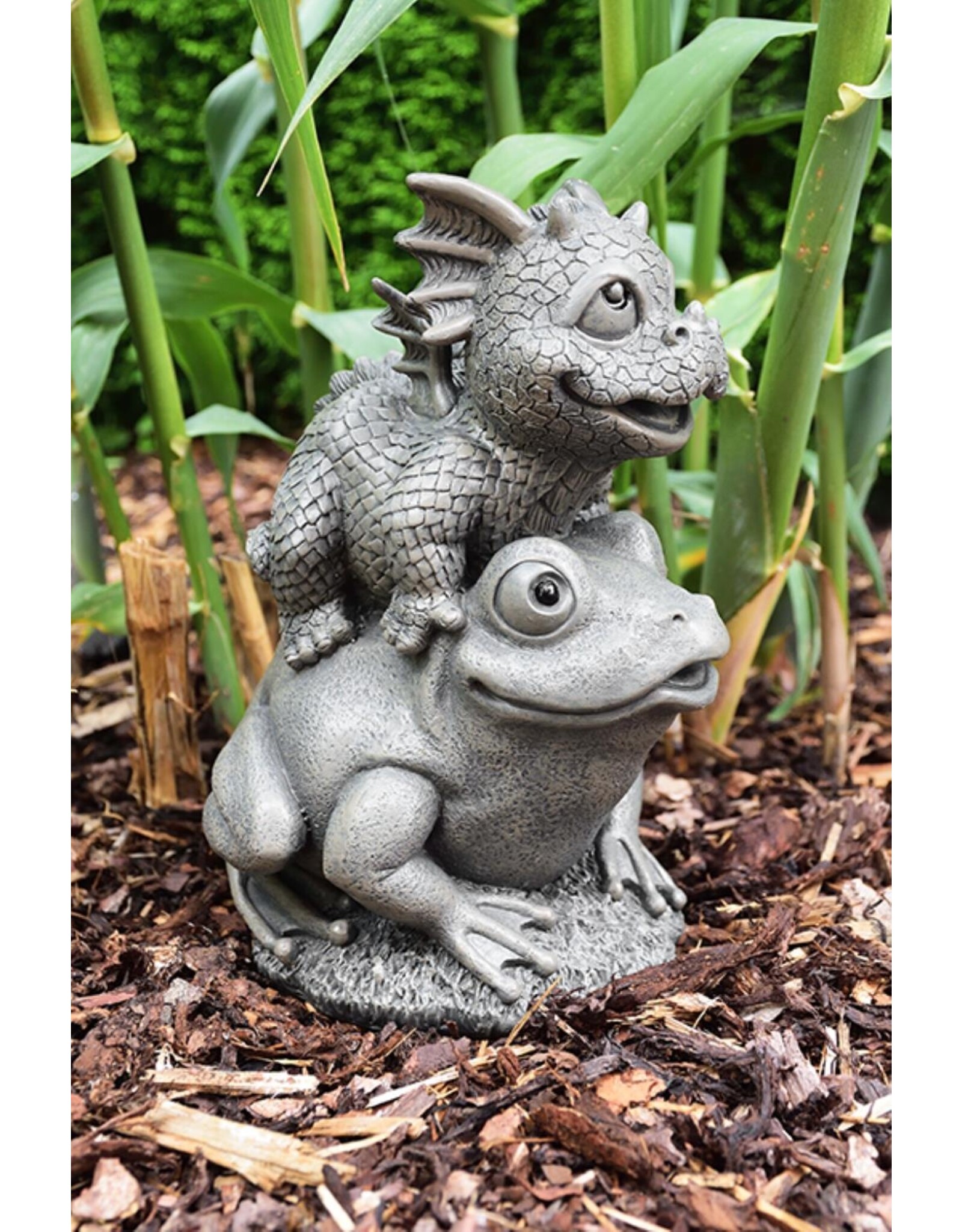 MC Giftware & Lifestyle - Tuindraak  op Kikker -  Drakenbeeldje 27cm