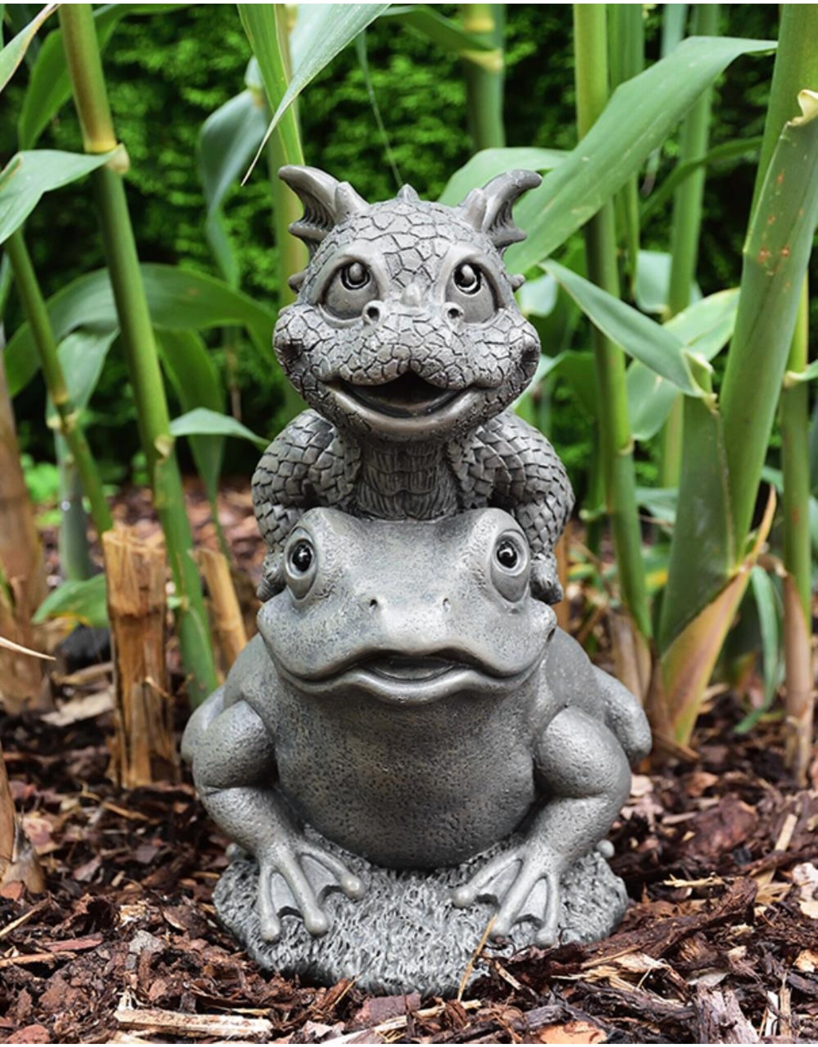 MC Giftware & Lifestyle - Tuindraak  op Kikker -  Drakenbeeldje 27cm