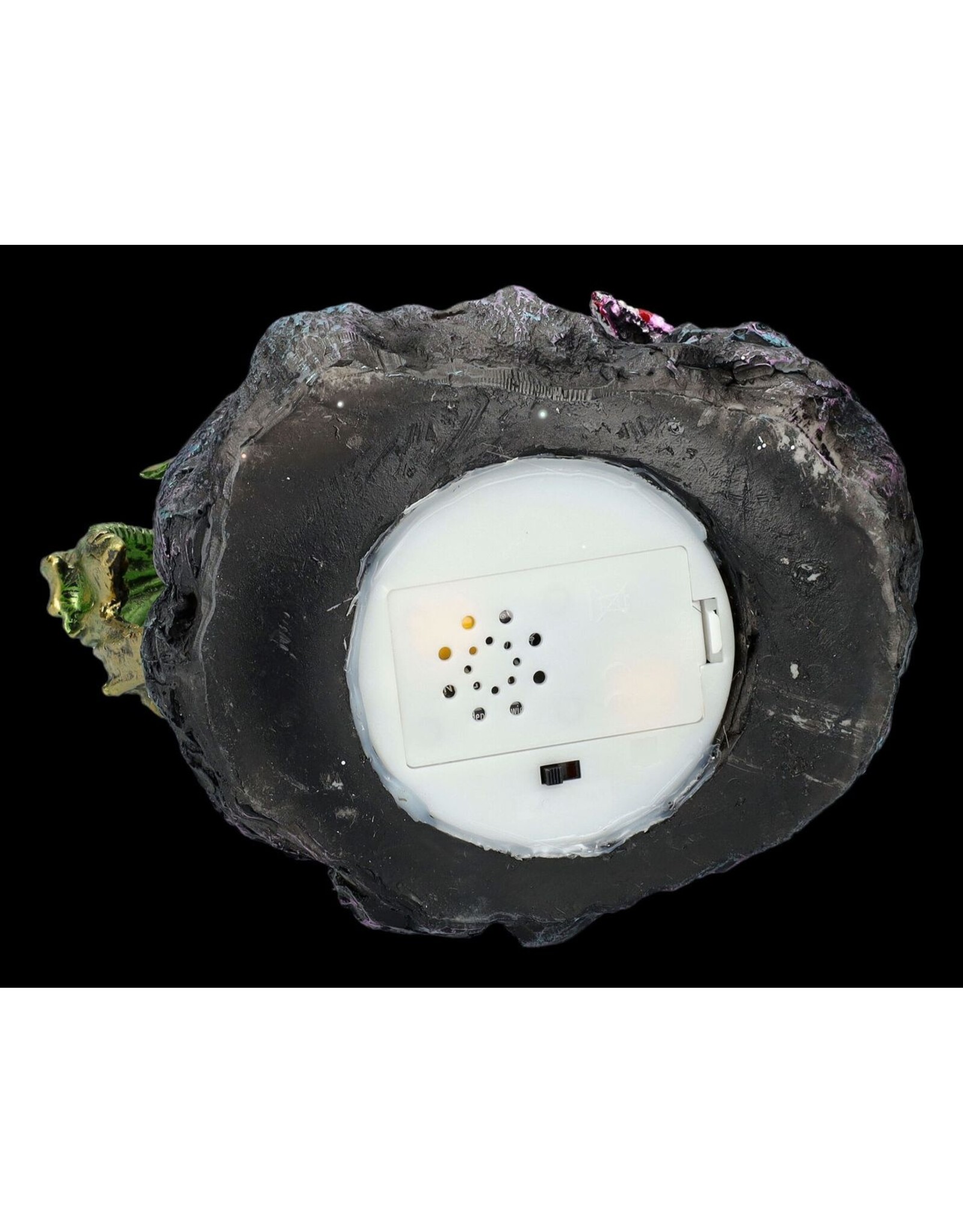 VG Giftware & Lifestyle - Draken op Rots Kristallen Geode met LED-licht 21cm