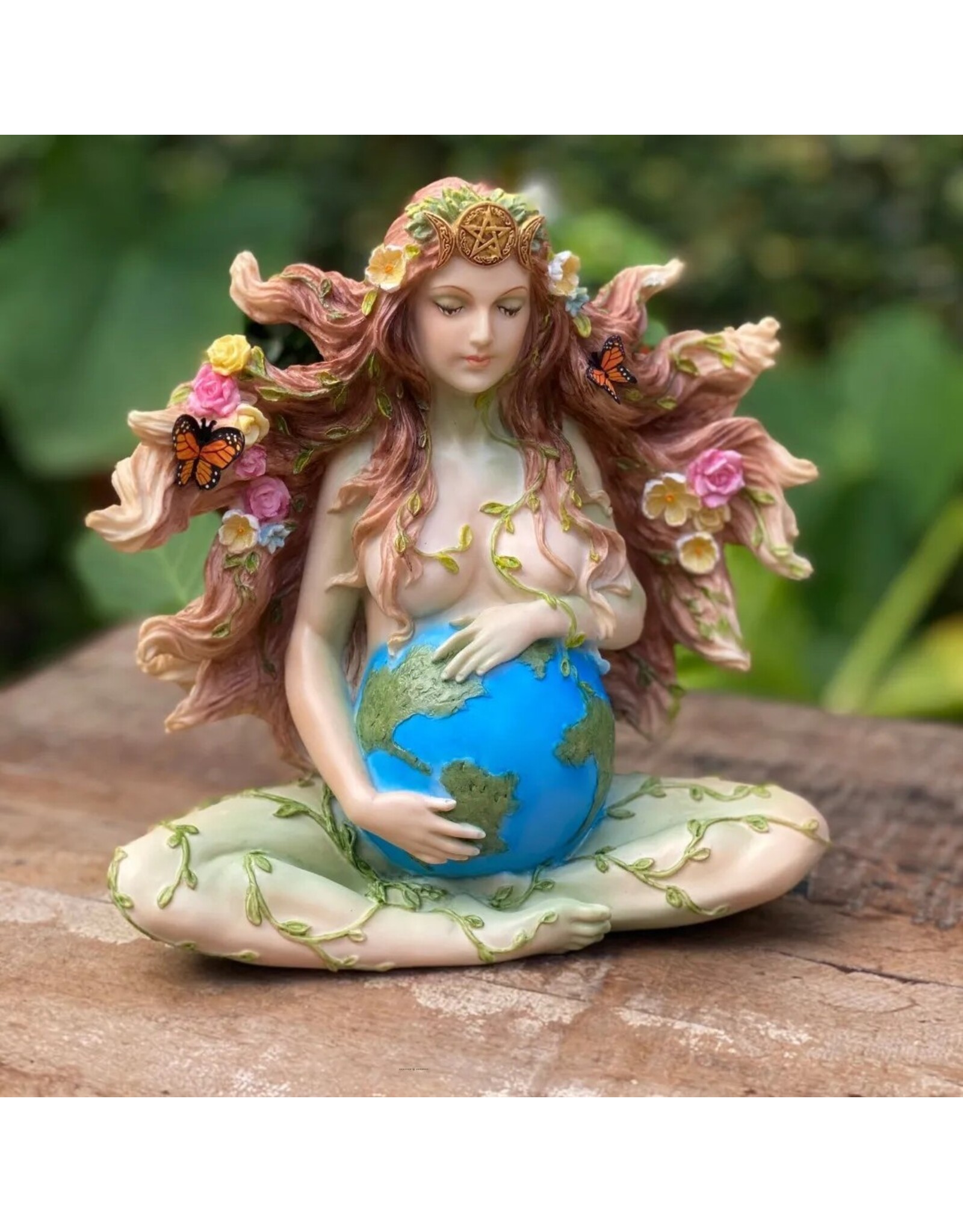 Veronese Design Giftware & Lifestyle - Moeder Aarde  Gaia Beeld gekleurd - Veronese Design