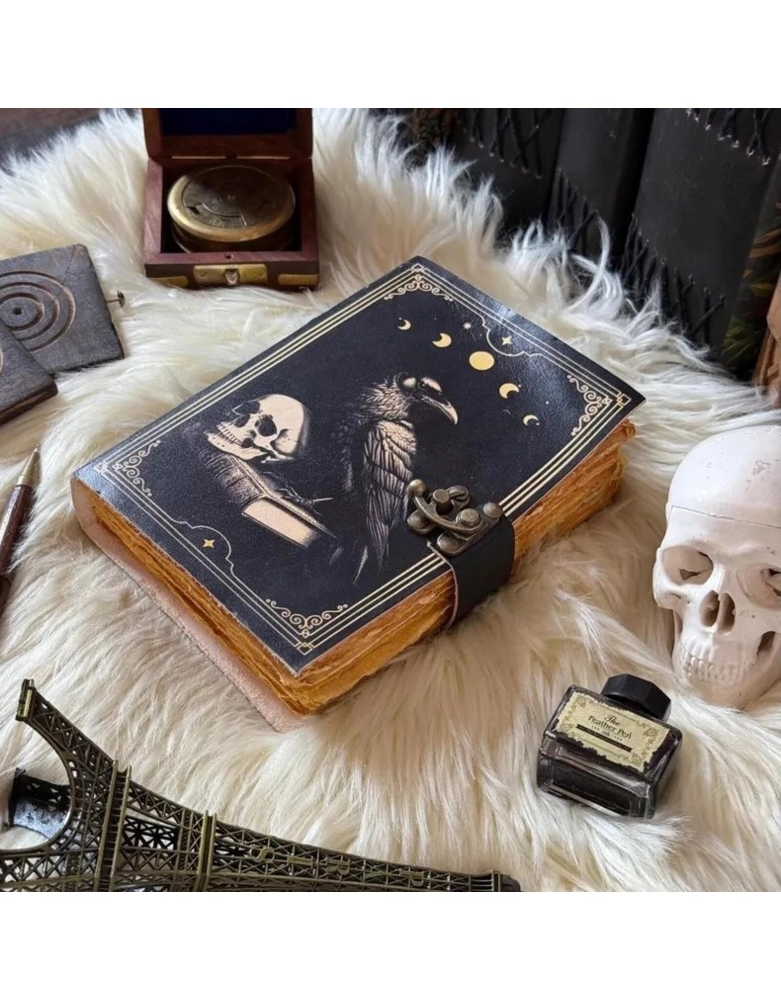 BB Miscellaneous - Poe's Raven Leather Journal 18x13cm