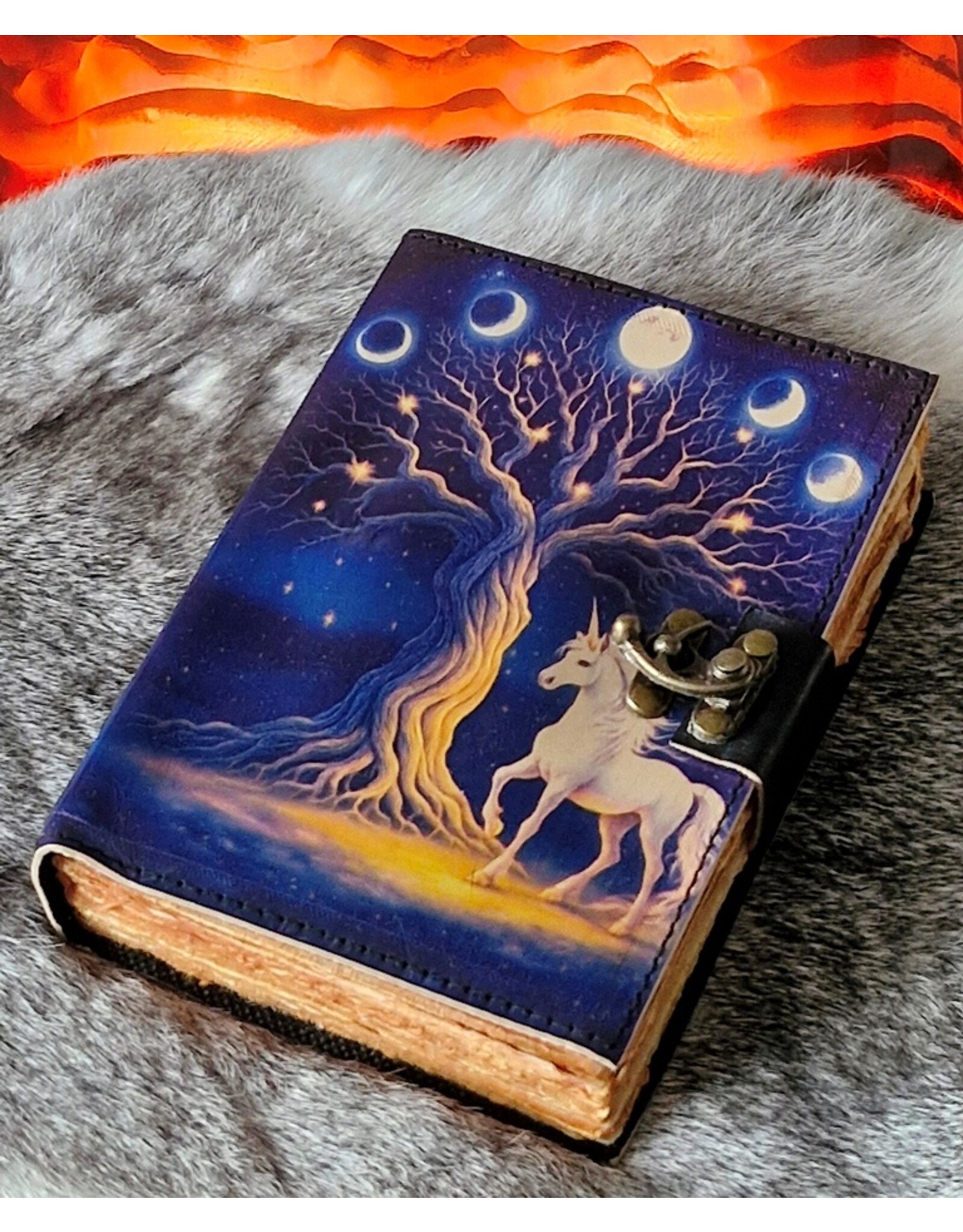 BB Miscellaneous - Unicorn and Moon Phases Leather Journal 18 x 13cm