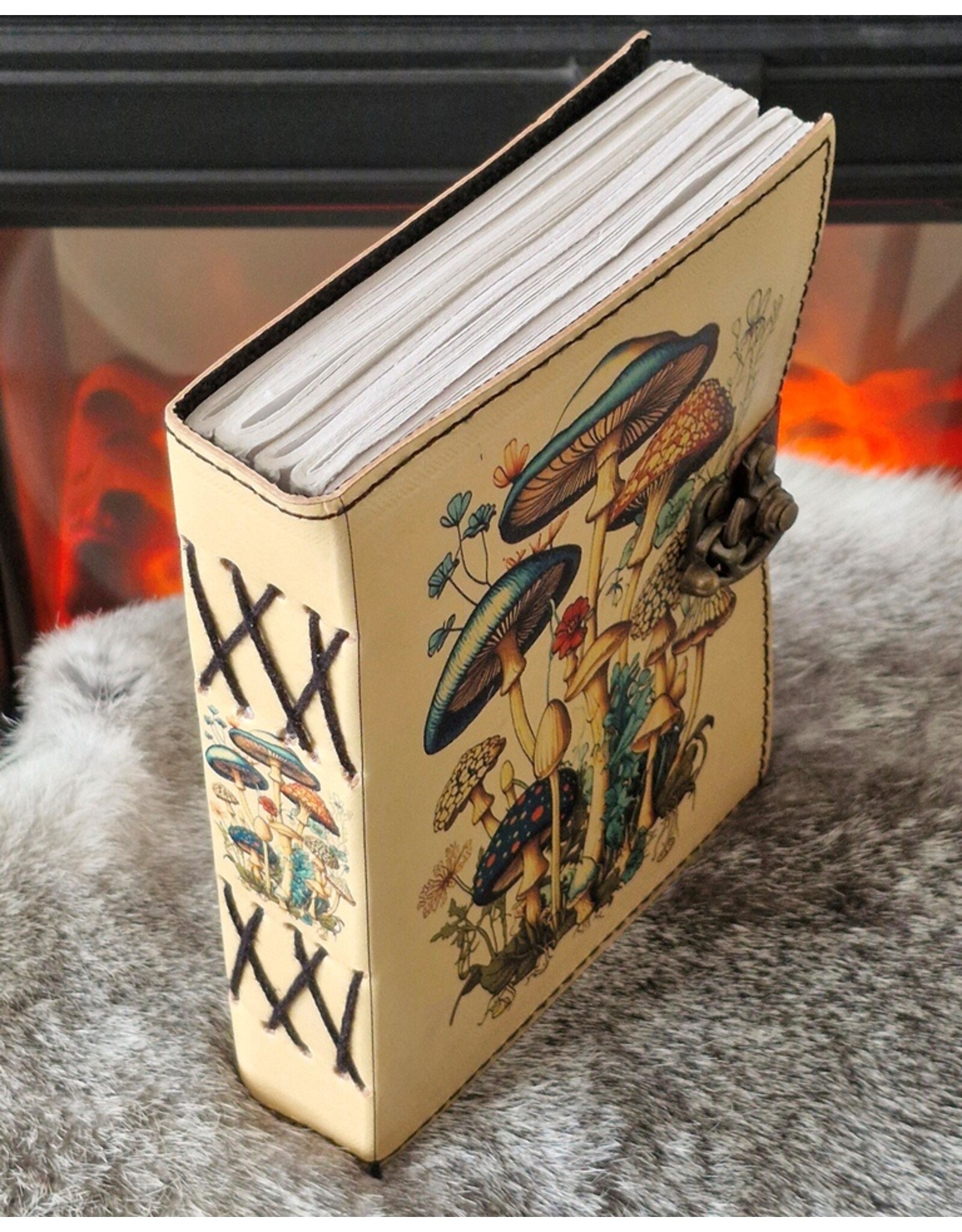 BB Miscellaneous - Leather Journal Magic Mushrooms 18cm  x  13cm