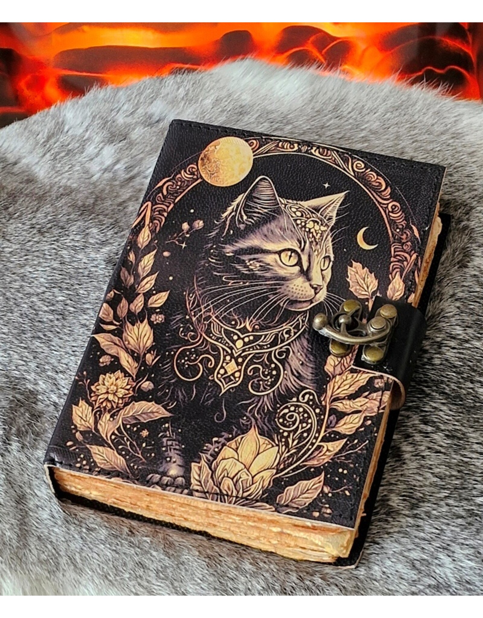 BB Miscellaneous - Magische Kat Leren Dagboek 18x13cm