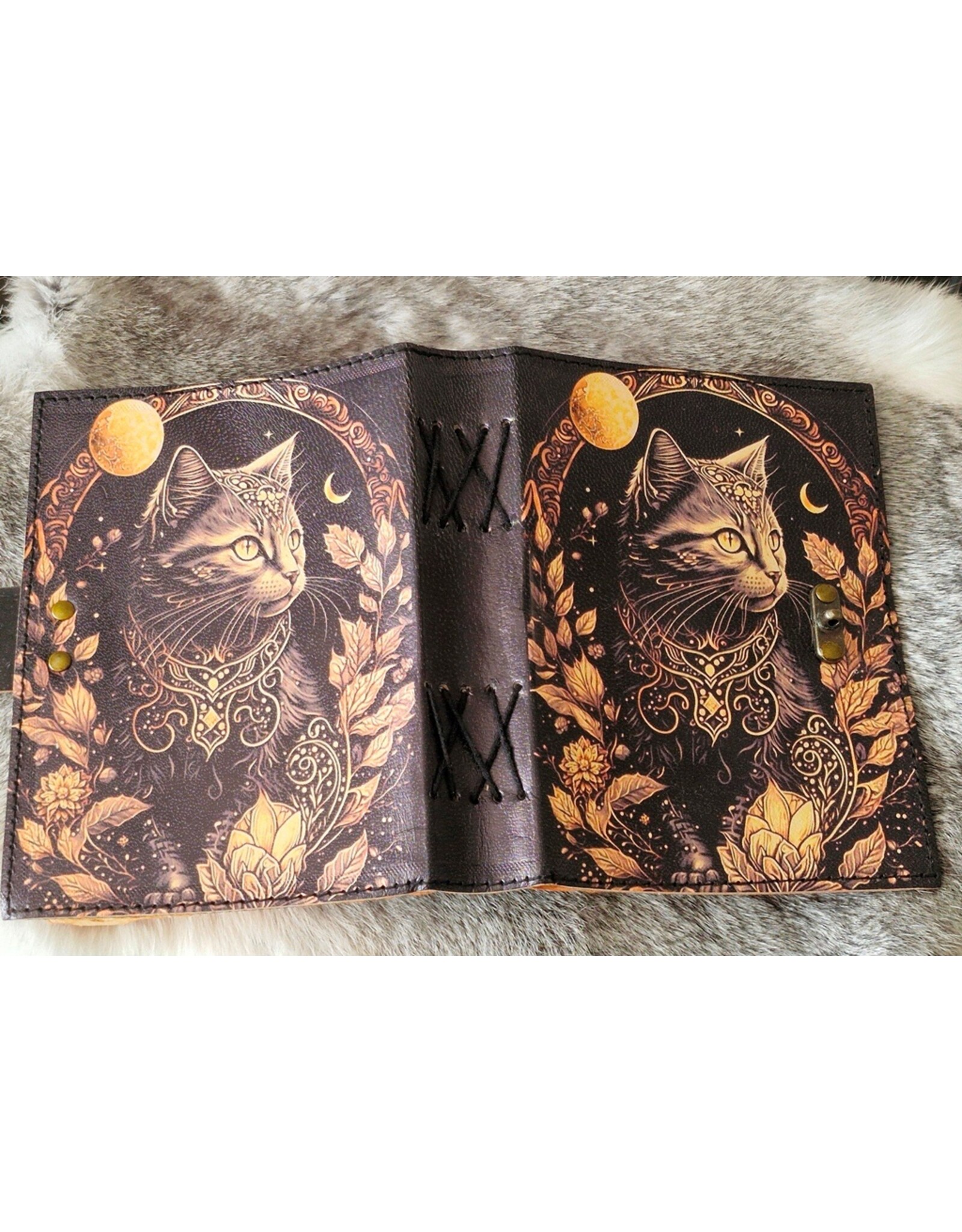 BB Miscellaneous - Magische Kat Leren Dagboek 18x13cm
