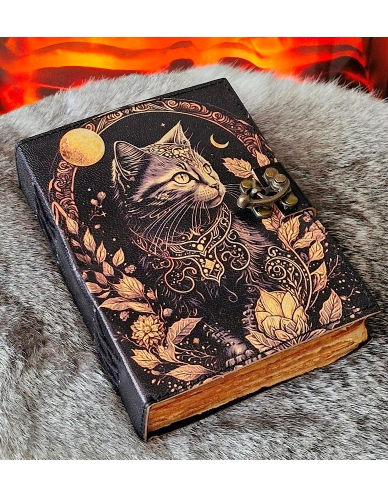 BB Miscellaneous - Magische Kat Leren Dagboek 18x13cm