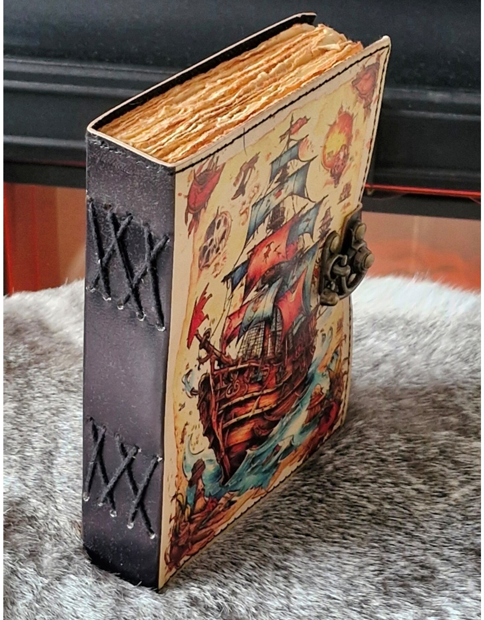 BB Miscellaneous - Pirate Ship Leather Journal 18x13cm