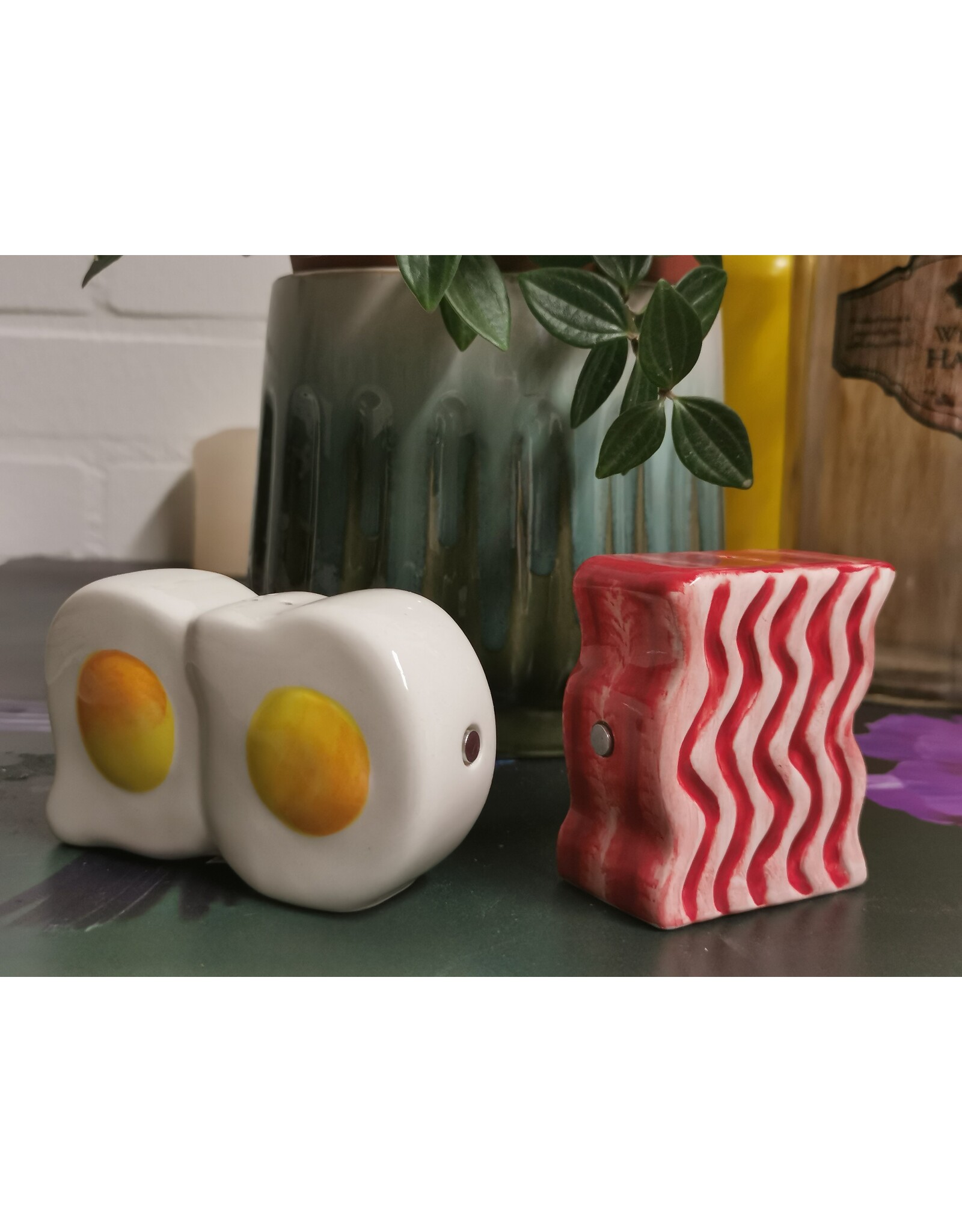 Furrybones Giftware & Lifestyle -  Salt & Pepper Shaker Fried Egg and Bacon