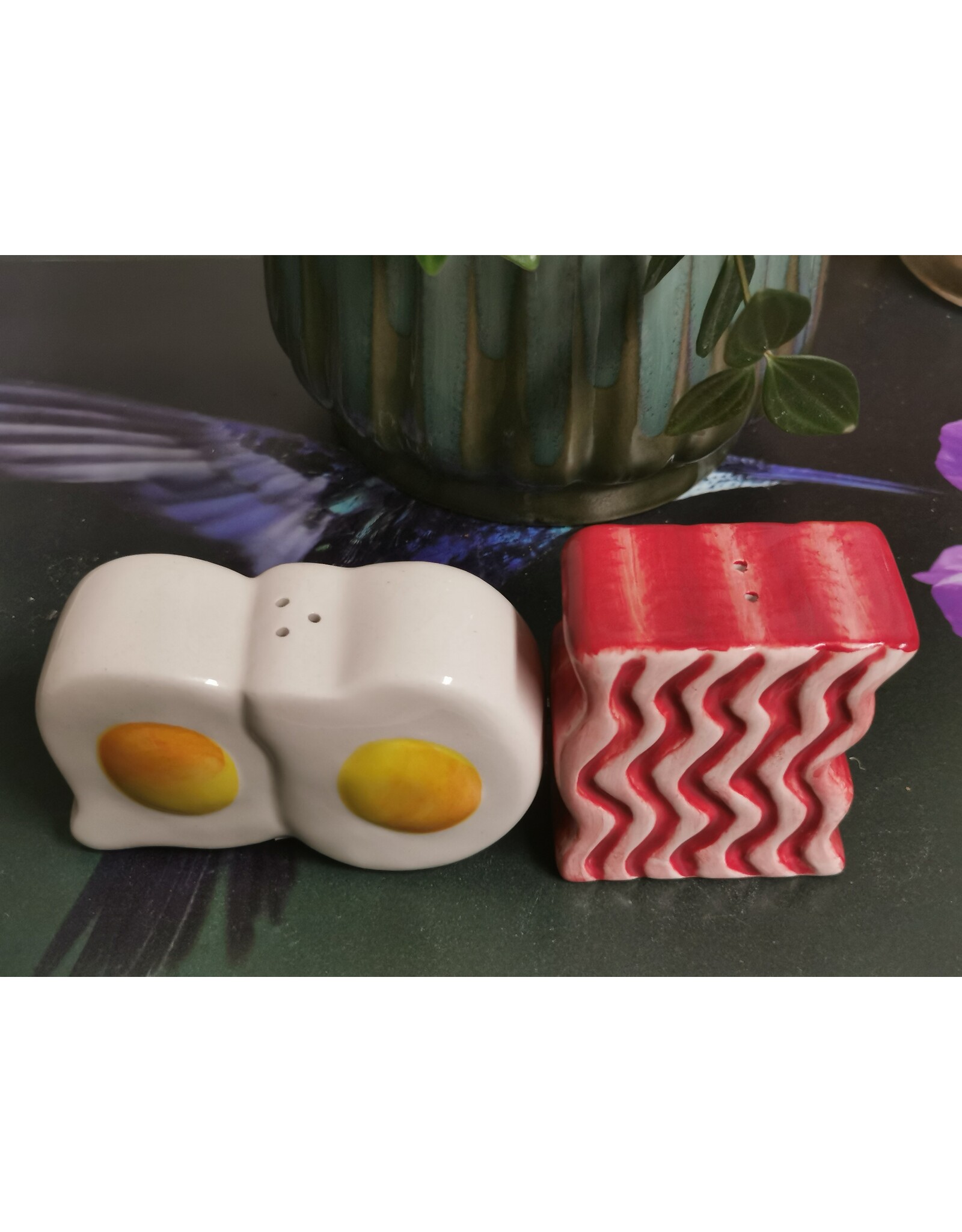 Furrybones Giftware & Lifestyle -  Salt & Pepper Shaker Fried Egg and Bacon
