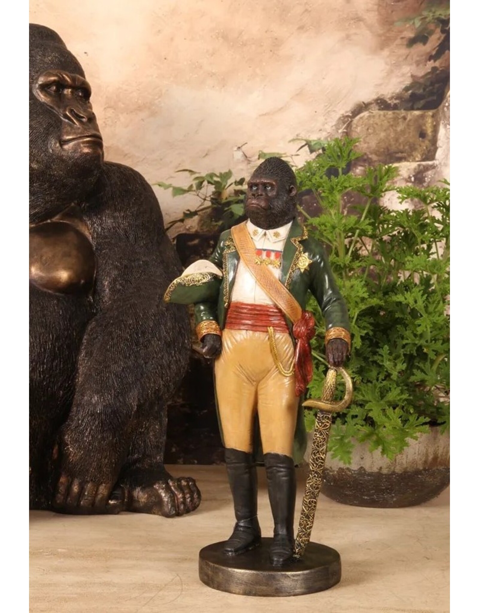 Baroque Giftware Figurines Collectables - Gorilla dressed in Colonial Style statue 40.5 cm