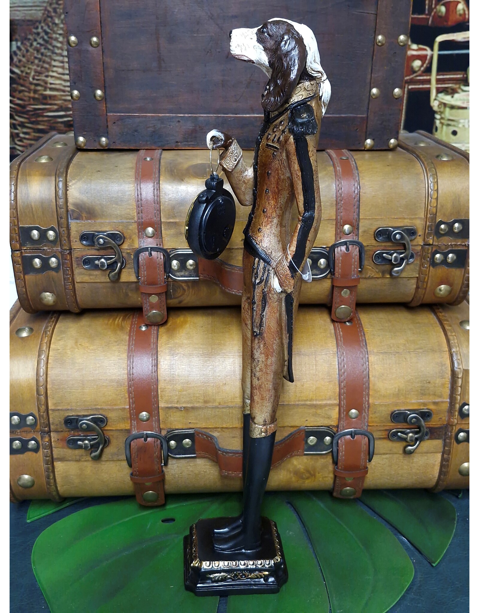 Trukado Giftware Figurines Collectables - Spaniel Dog Officer with real clock - statue 50cm