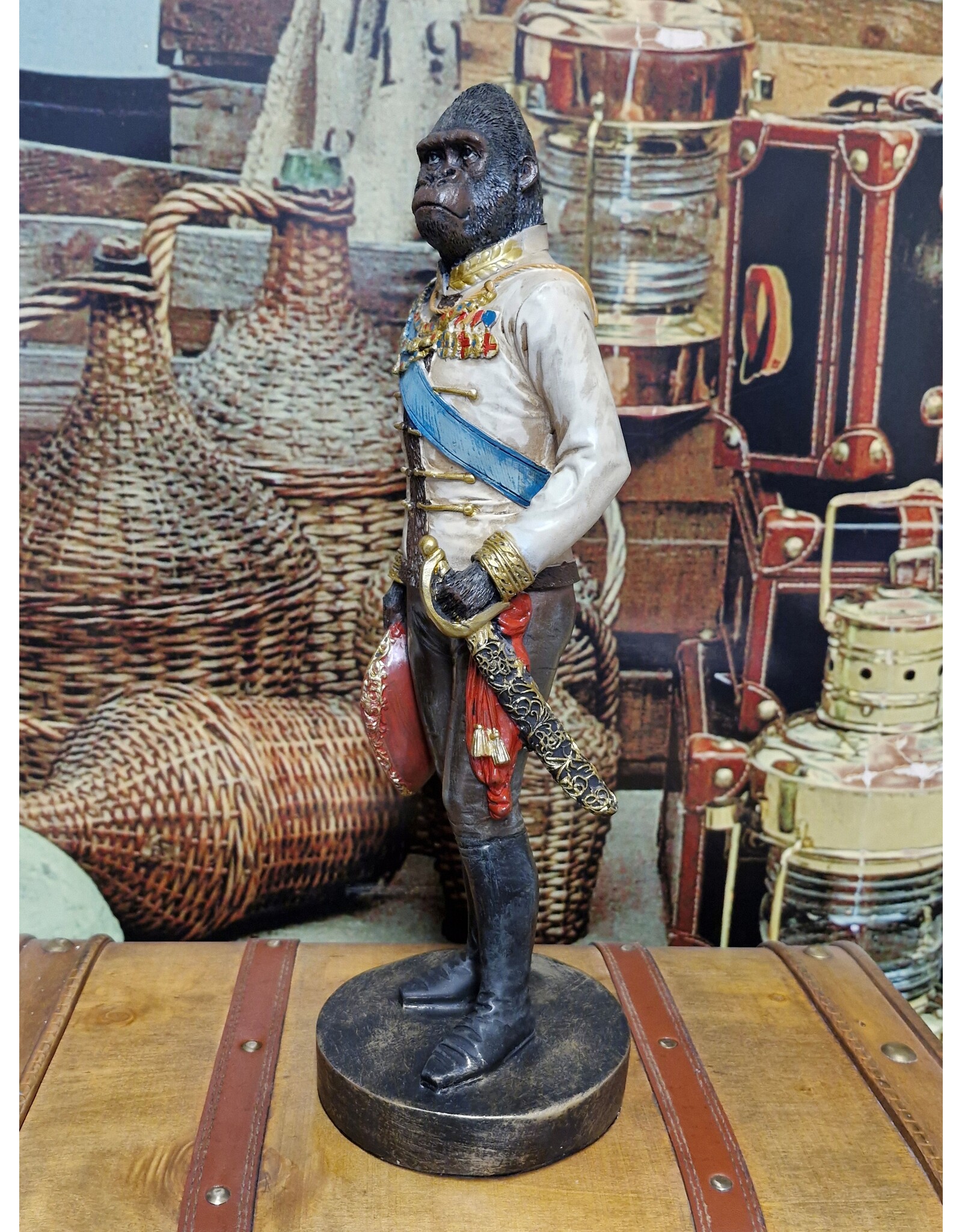 Baroque Giftware Beelden Collectables - Gorilla gekleed in Militaire Uniform beeld 40,5cm
