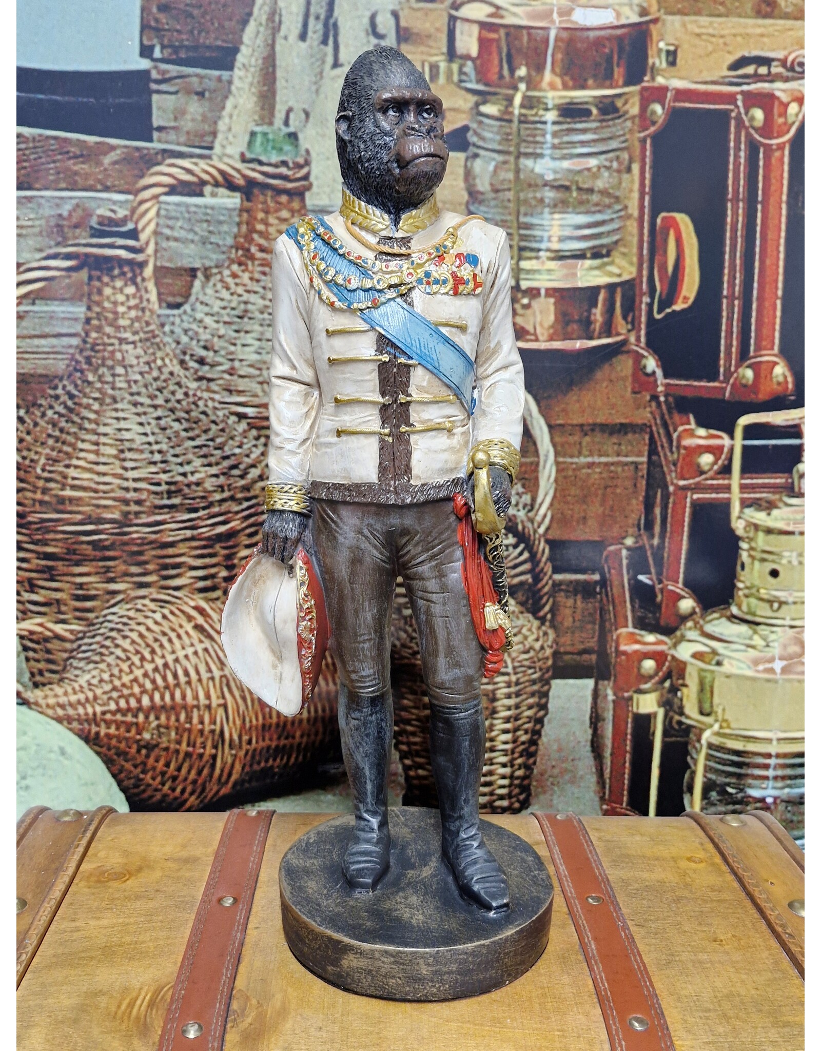 Baroque Giftware Beelden Collectables - Gorilla gekleed in Militaire Uniform beeld 40,5cm
