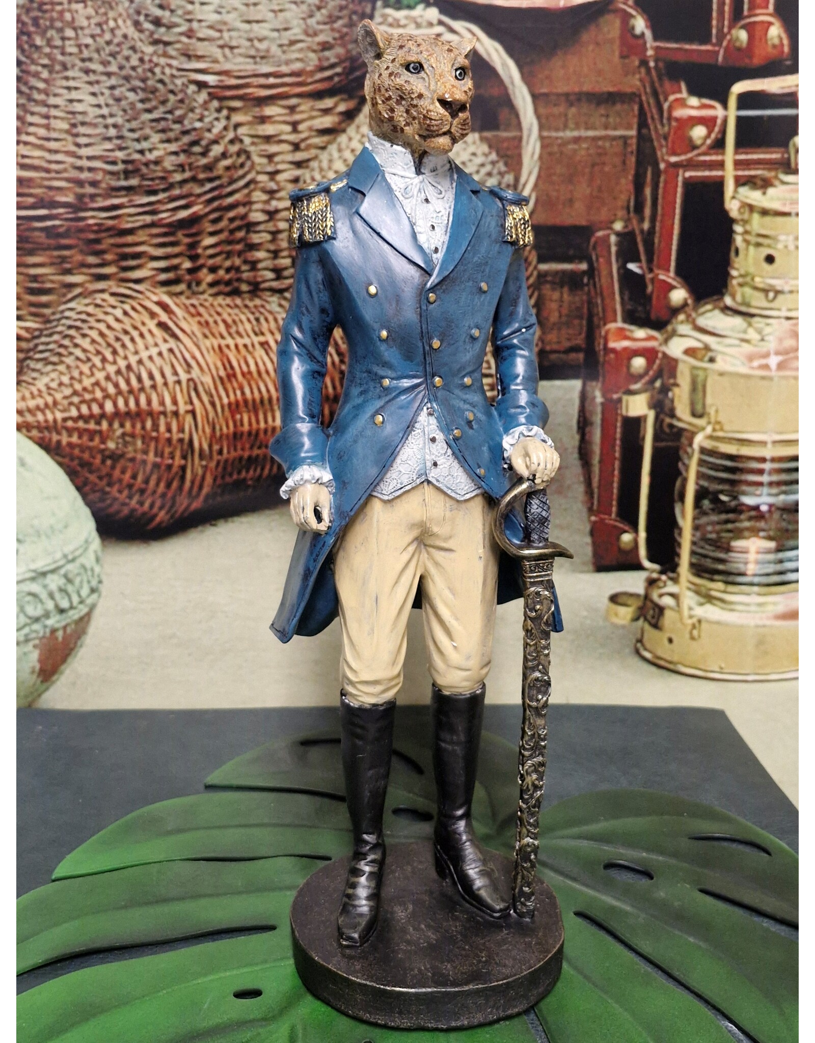Baroque Giftware Beelden Collectables - Jaguar gekleed als Navy Officier beeld 43cm