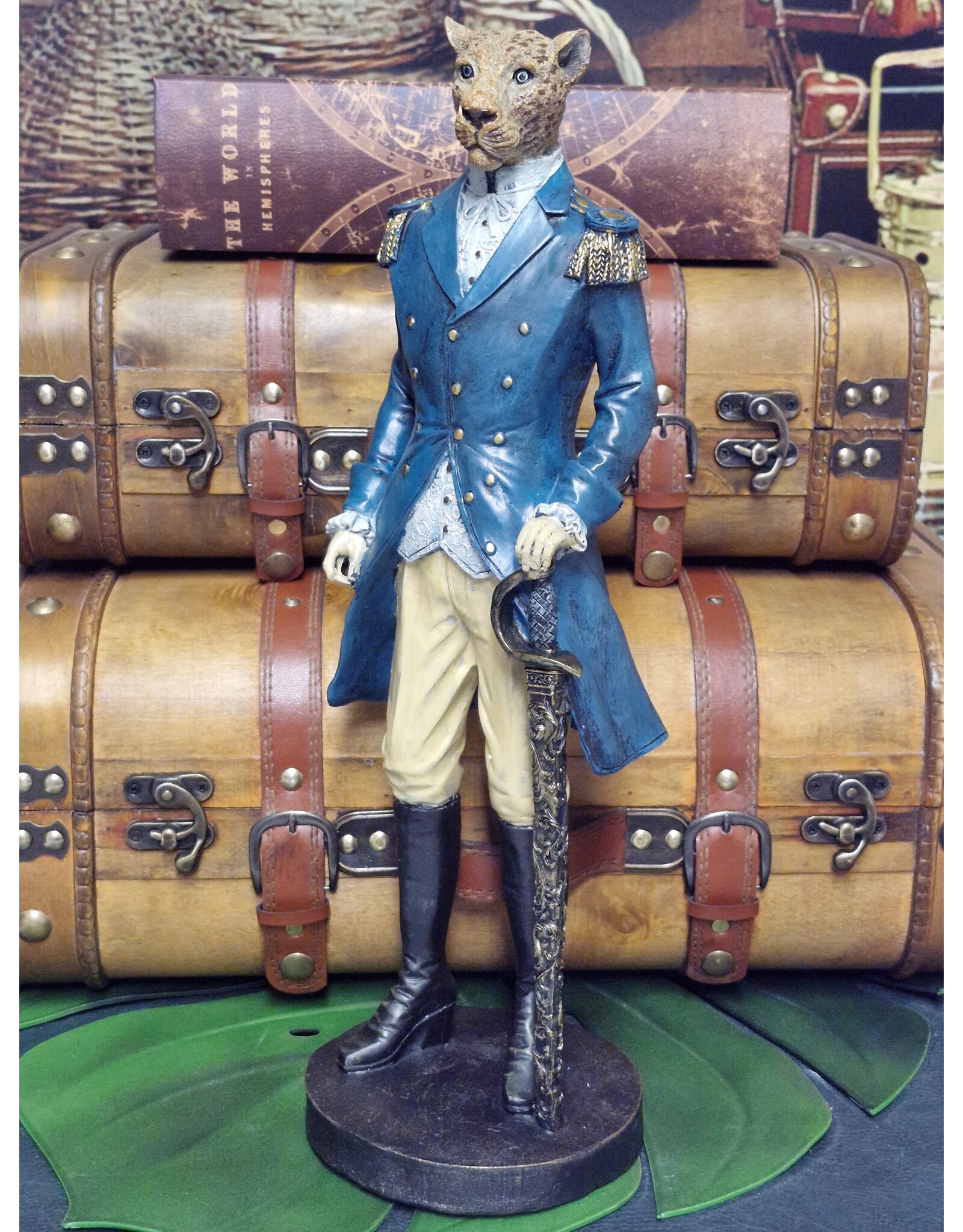 Baroque Giftware Beelden Collectables - Jaguar gekleed als Navy Officier beeld 43cm