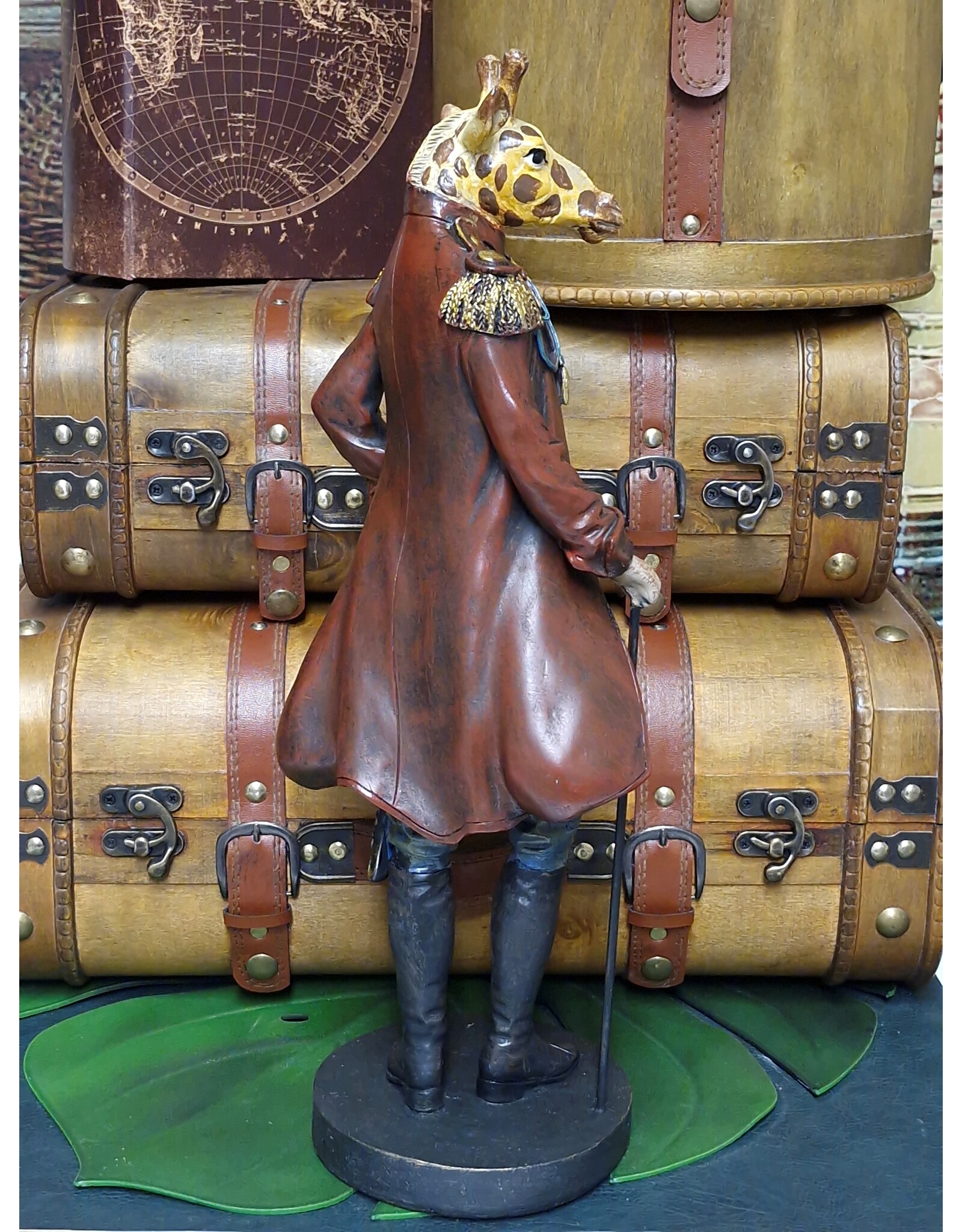 Baroque Giftware Beelden Collectables - Giraf gekleed als Maarschalk beeld 44,5cm