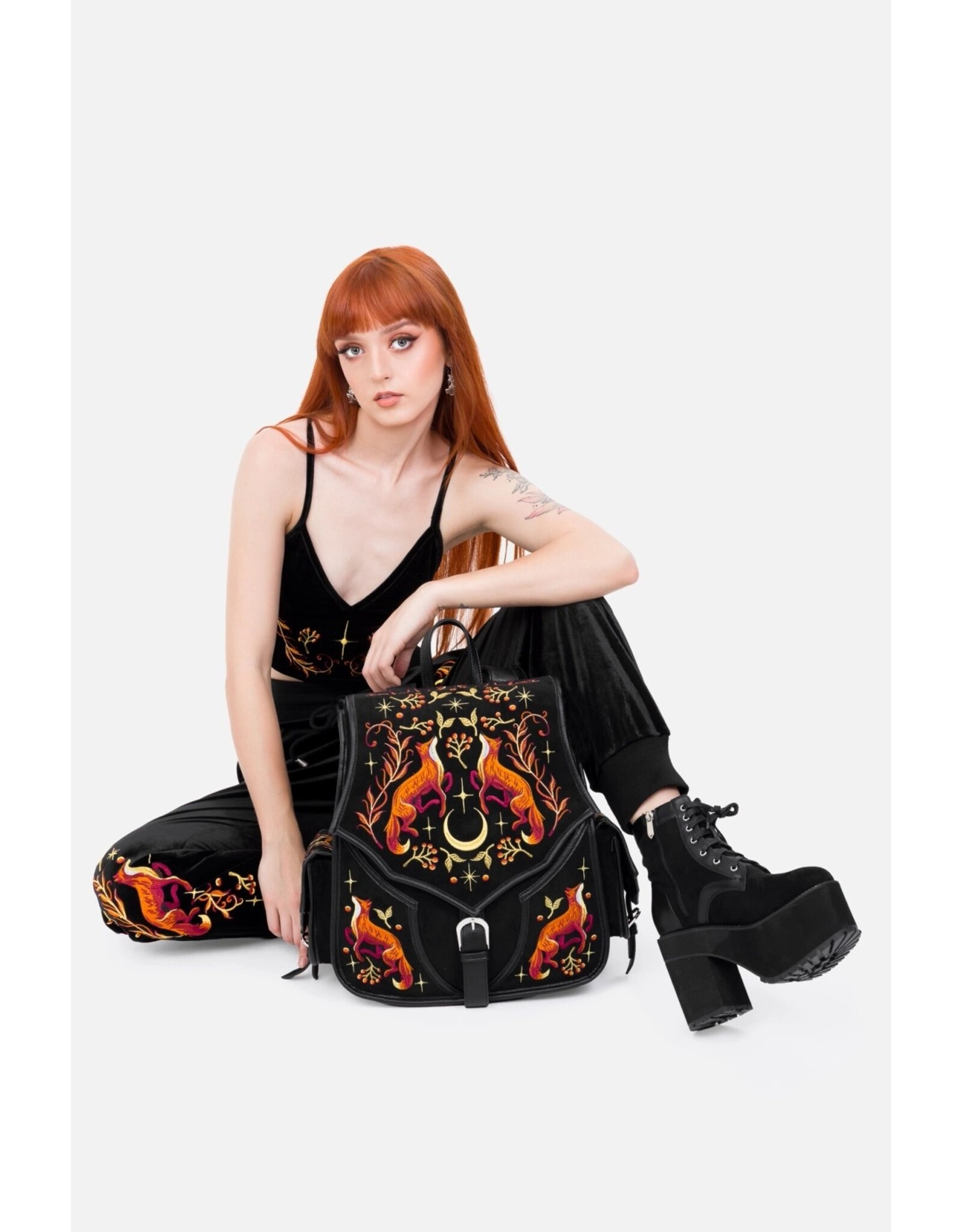 Restyle Fantasy tassen en portemonnees - Mystic Fox Rugzak met geborduurde vossen