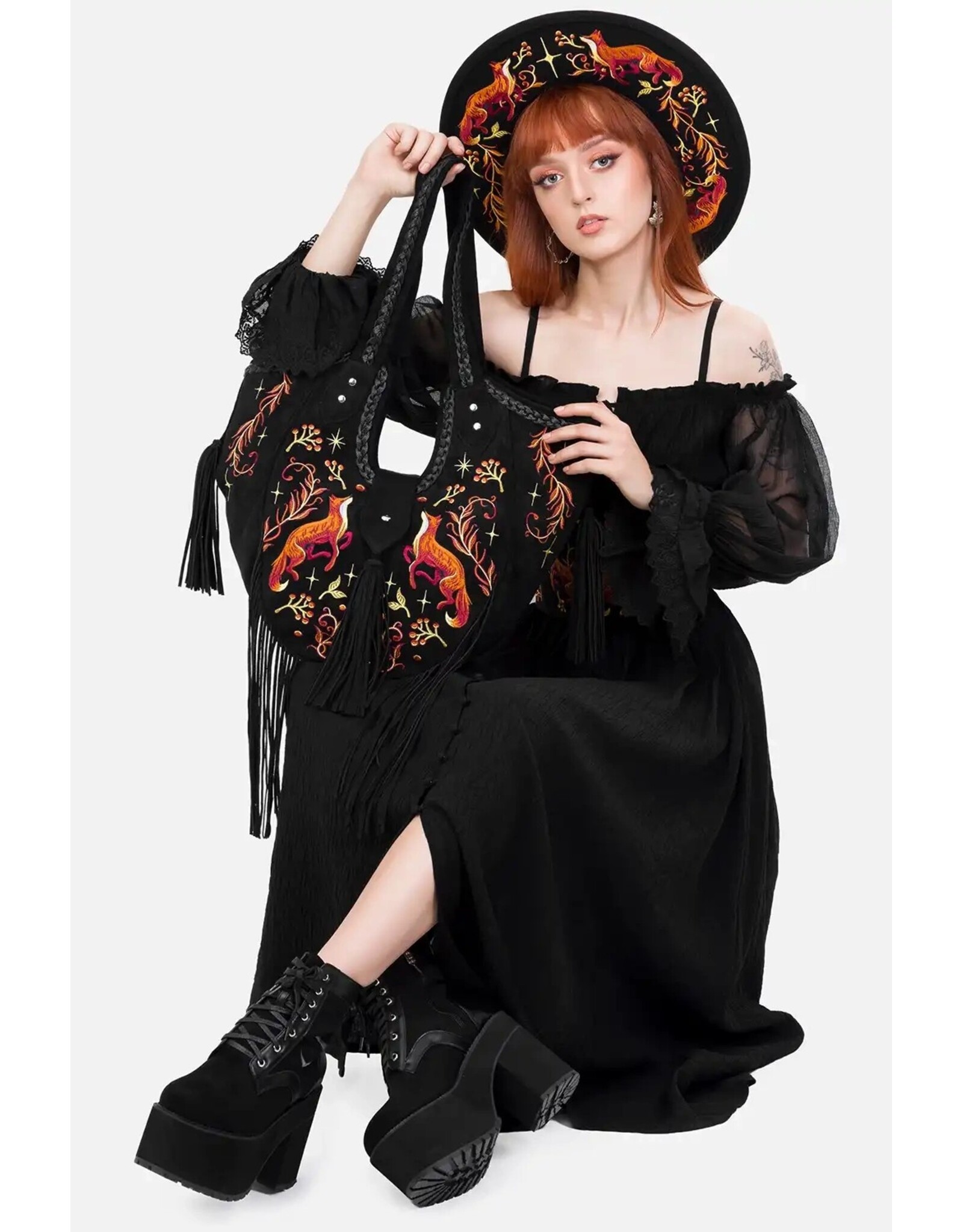 Restyle Fantasy tassen en portemonnees - Fox Meadows tas met geborduurde vossen en franjes