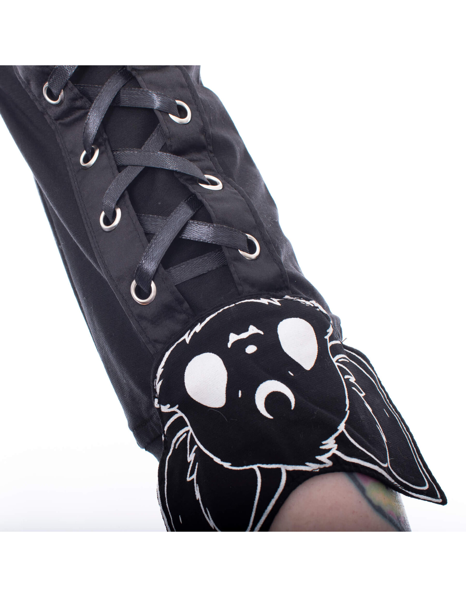 Poizen Industries Gothic and Steampunk accessories - Luna bat-head arm warmers Heartless
