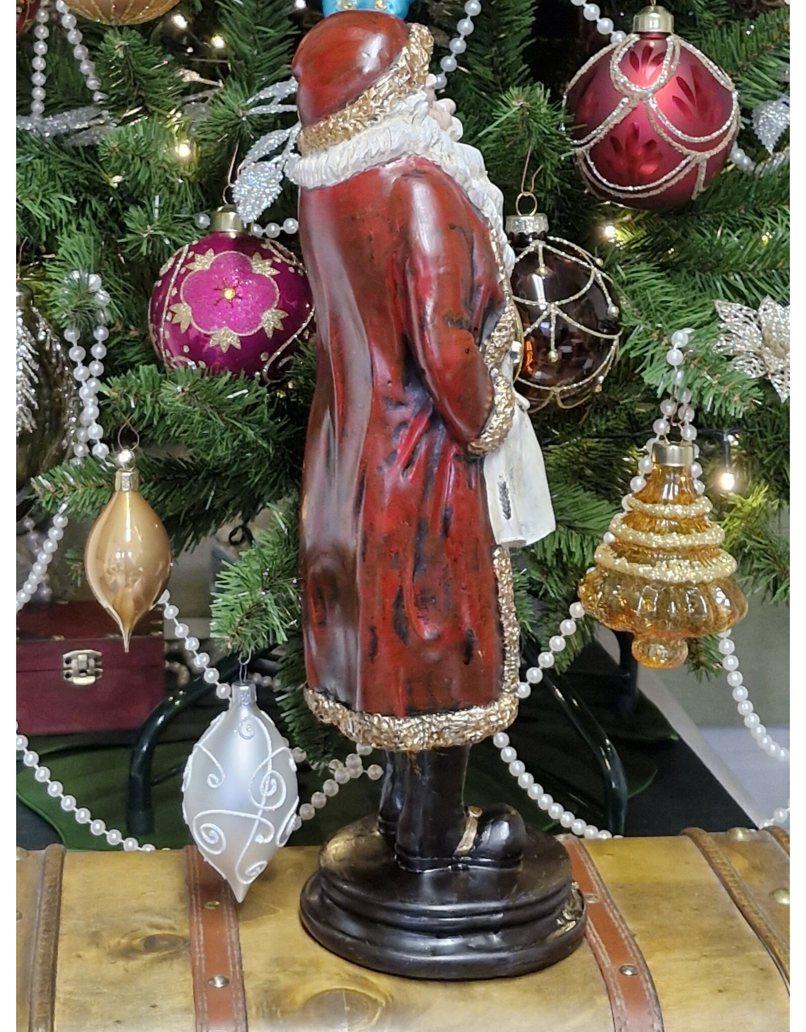 C&E Giftware & Lifestyle - Brocante Kerstman met Echte Klok - 40cm