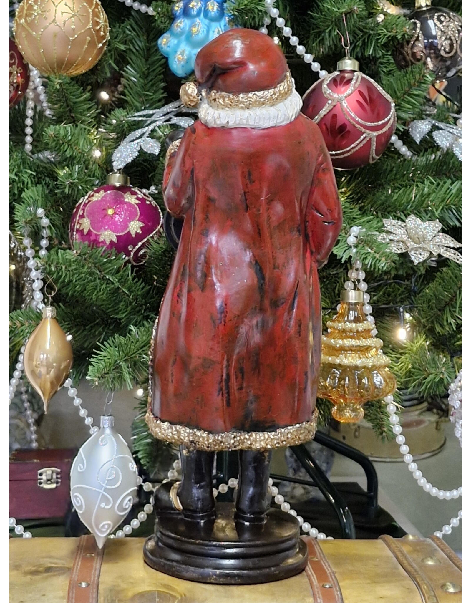 C&E Giftware & Lifestyle - Brocante Kerstman met Echte Klok - 40cm