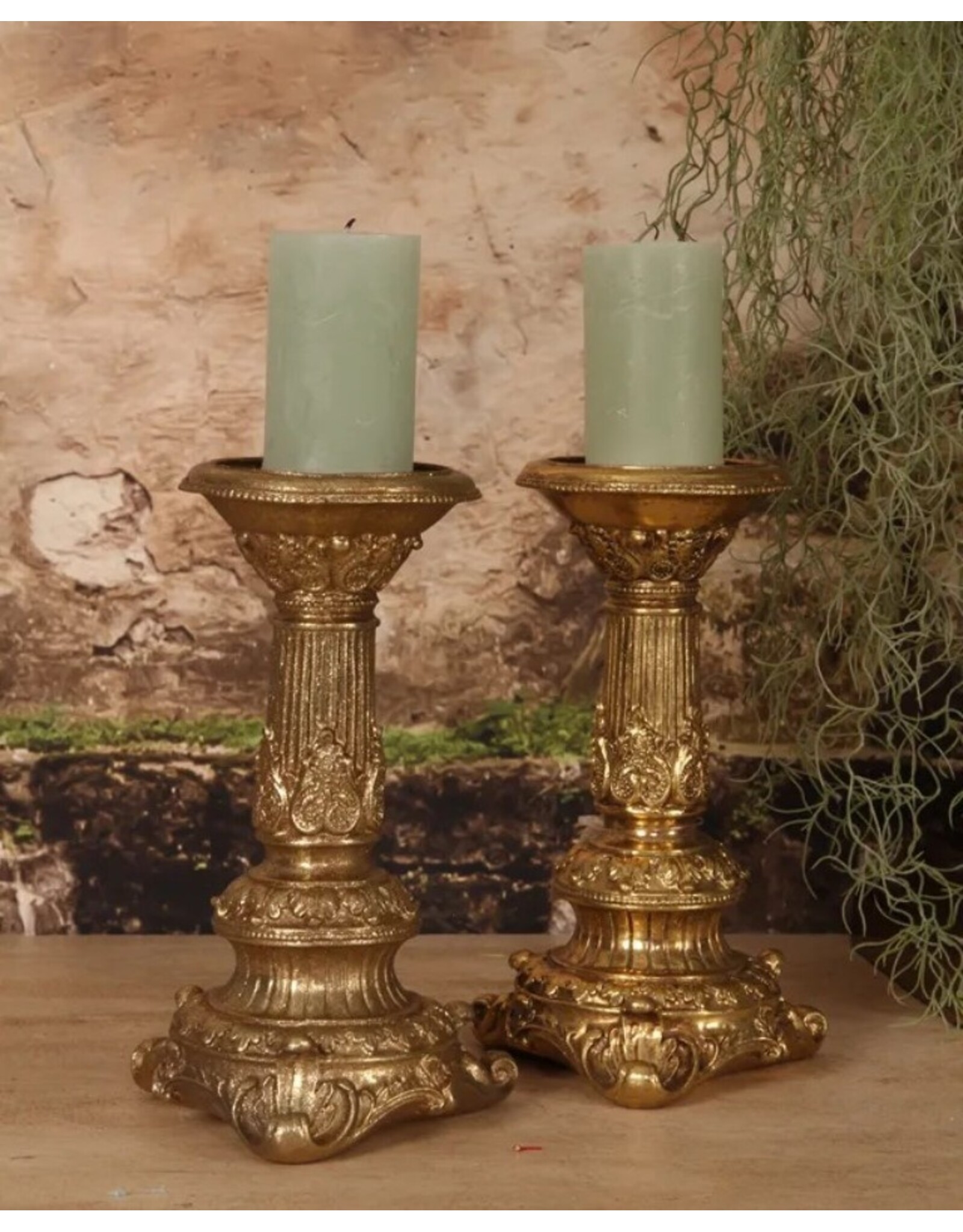 Dutch Style Giftware, beelden, collectables - Kandelaar Barok goud kleur polyresin 23cm