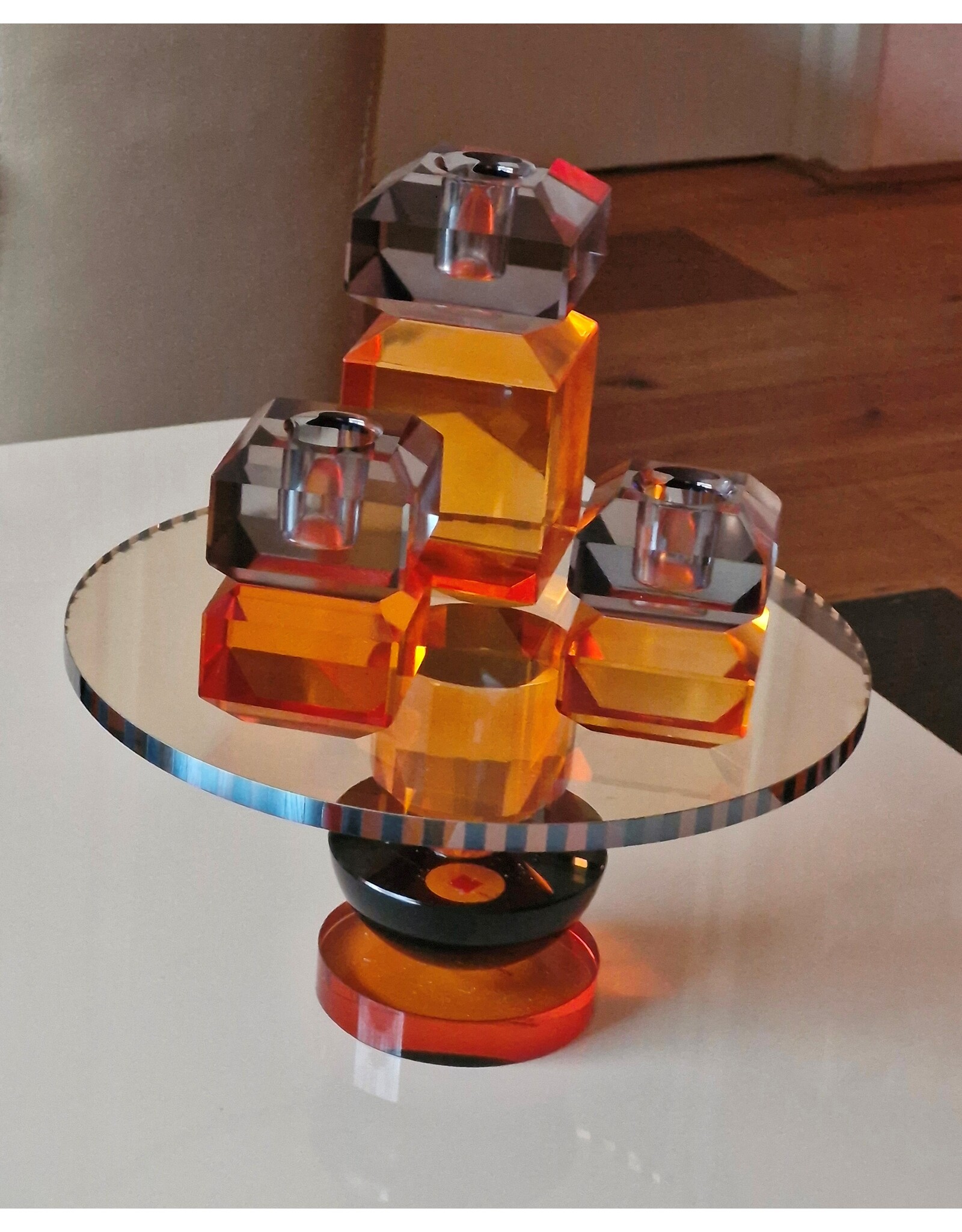 Diga Colmore Giftware & Lifestyle - Plateau op Voet Kristalglas Oranje-Zwart