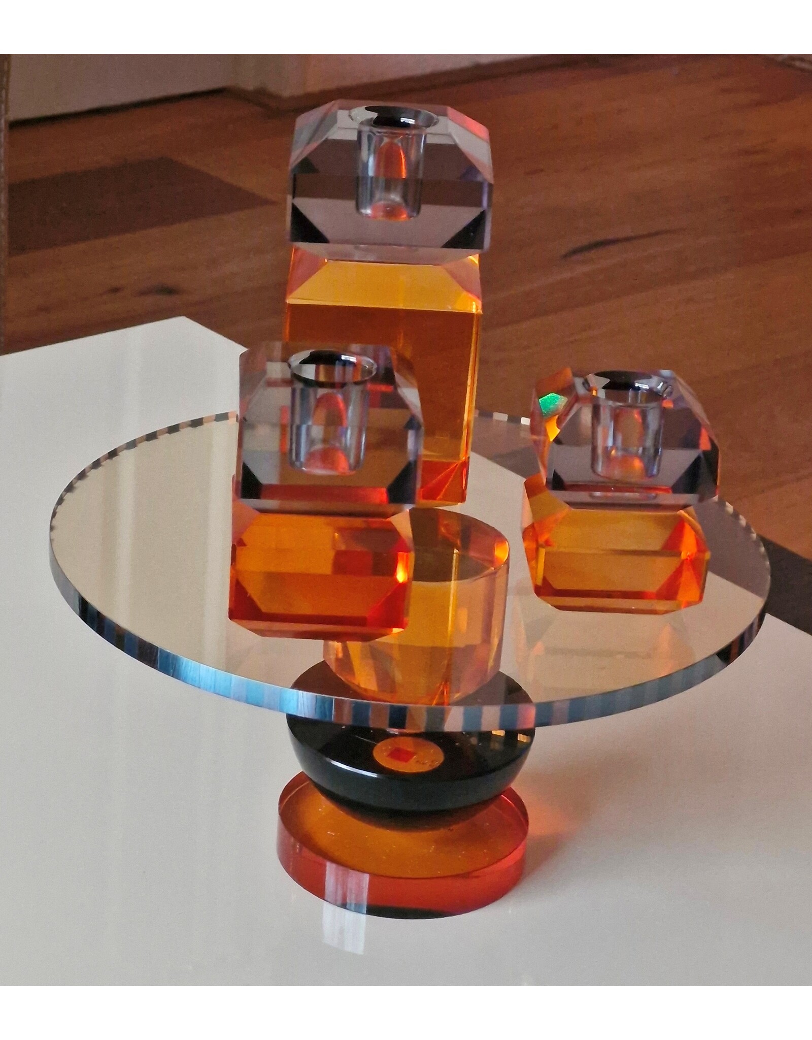 Diga Colmore Giftware & Lifestyle - Plate on Stand Crystal Glass Orange-Black